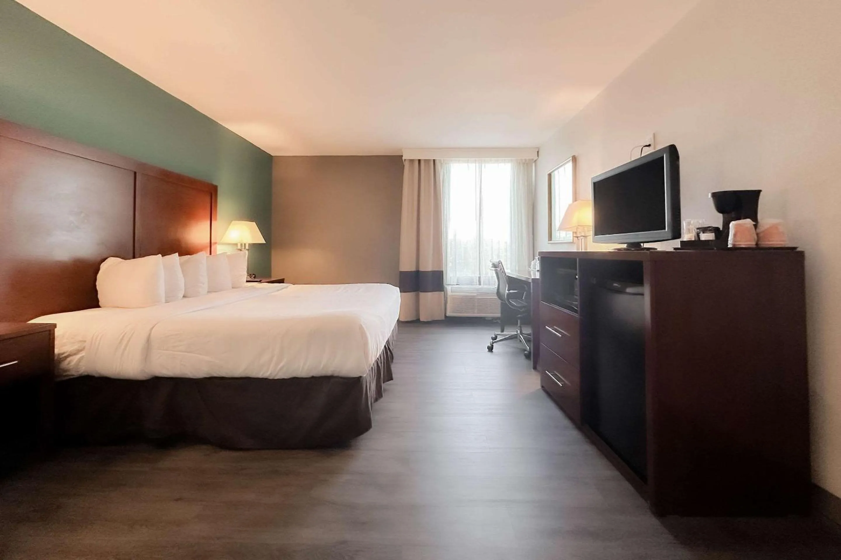 Bedroom in Comfort Inn & Suites Kissimmee by the Parks