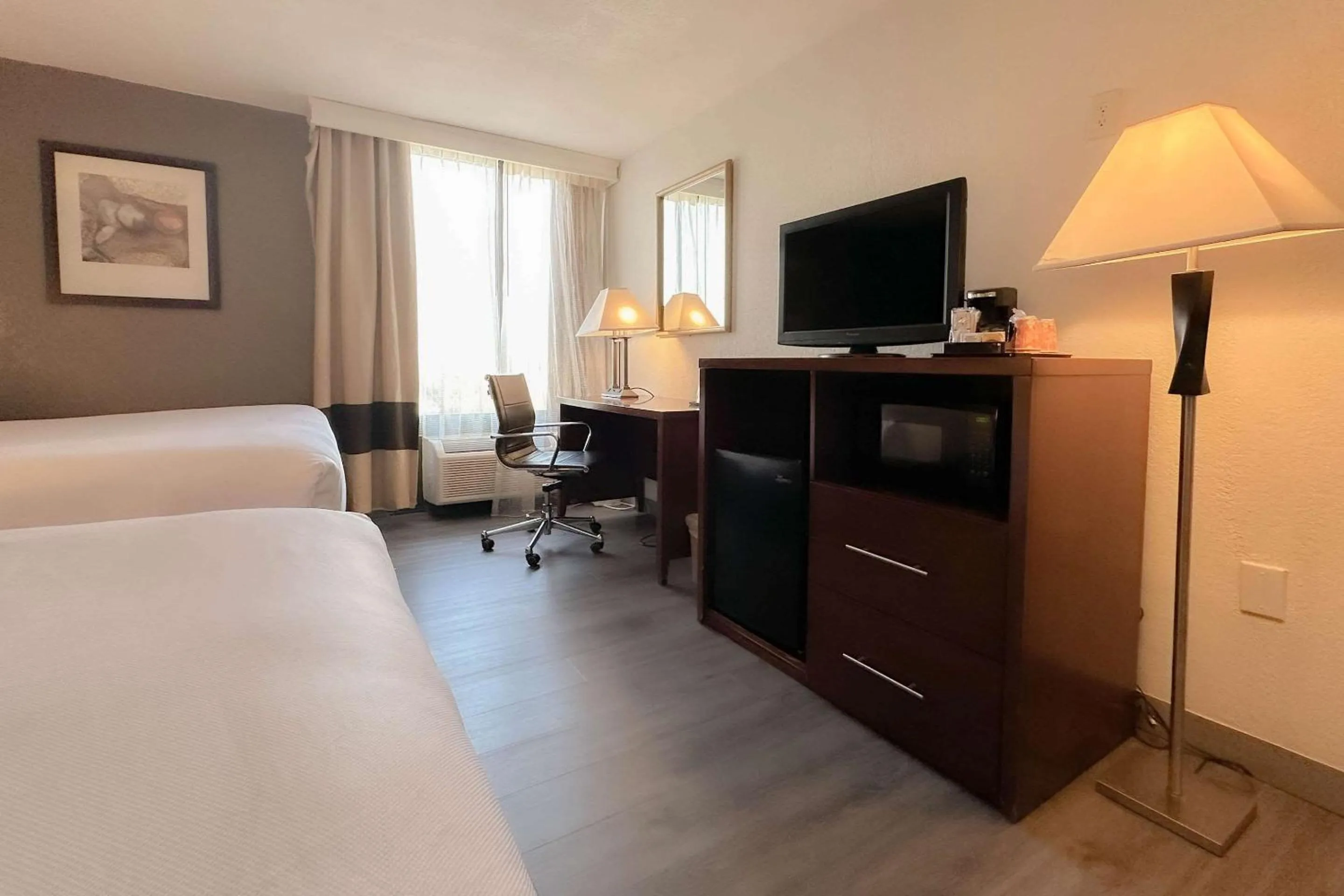 Bedroom in Comfort Inn & Suites Kissimmee by the Parks