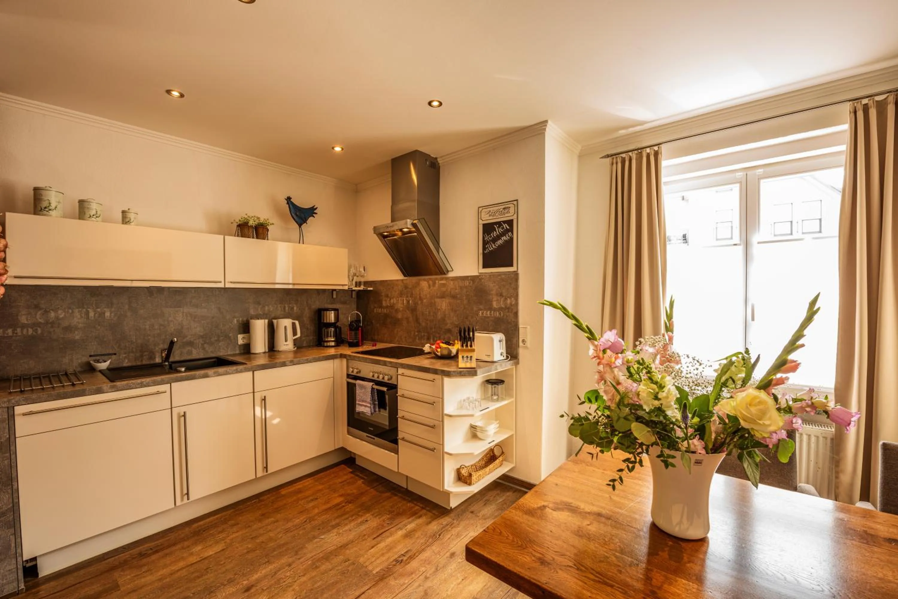 kitchen in City-Appartements Am Wall