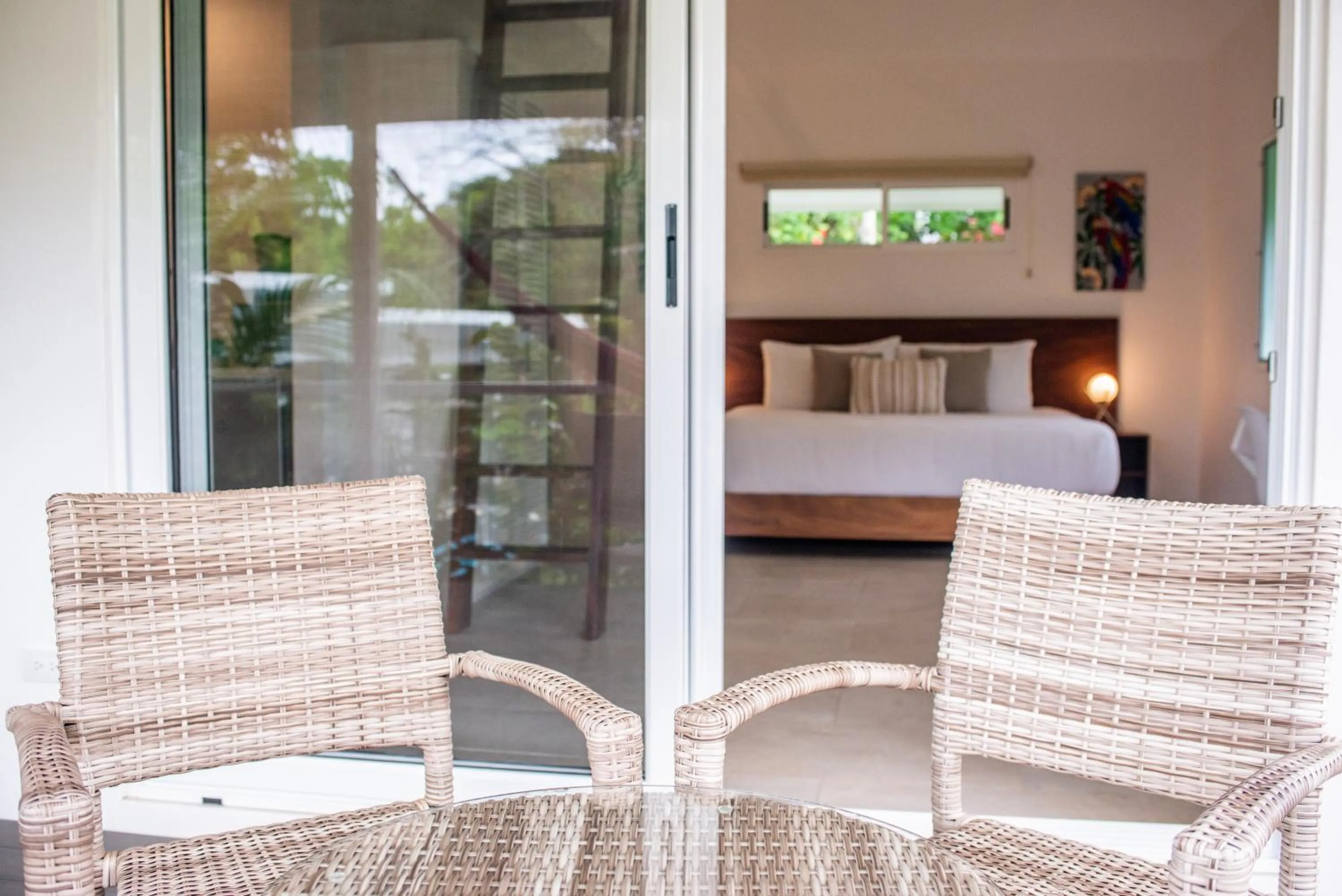 Patio, Bed in Aves Resort Montezuma