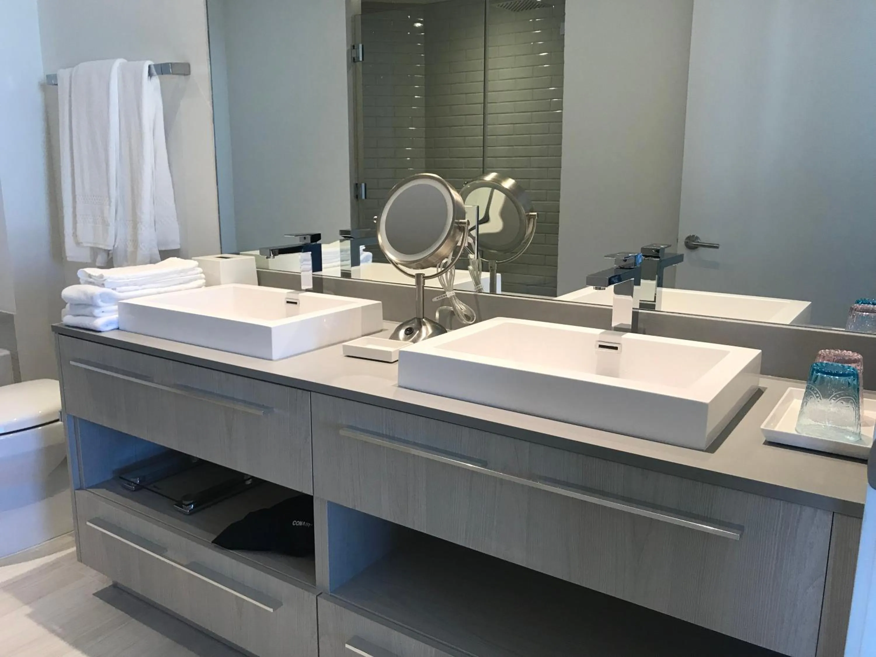 Bathroom in Hide House