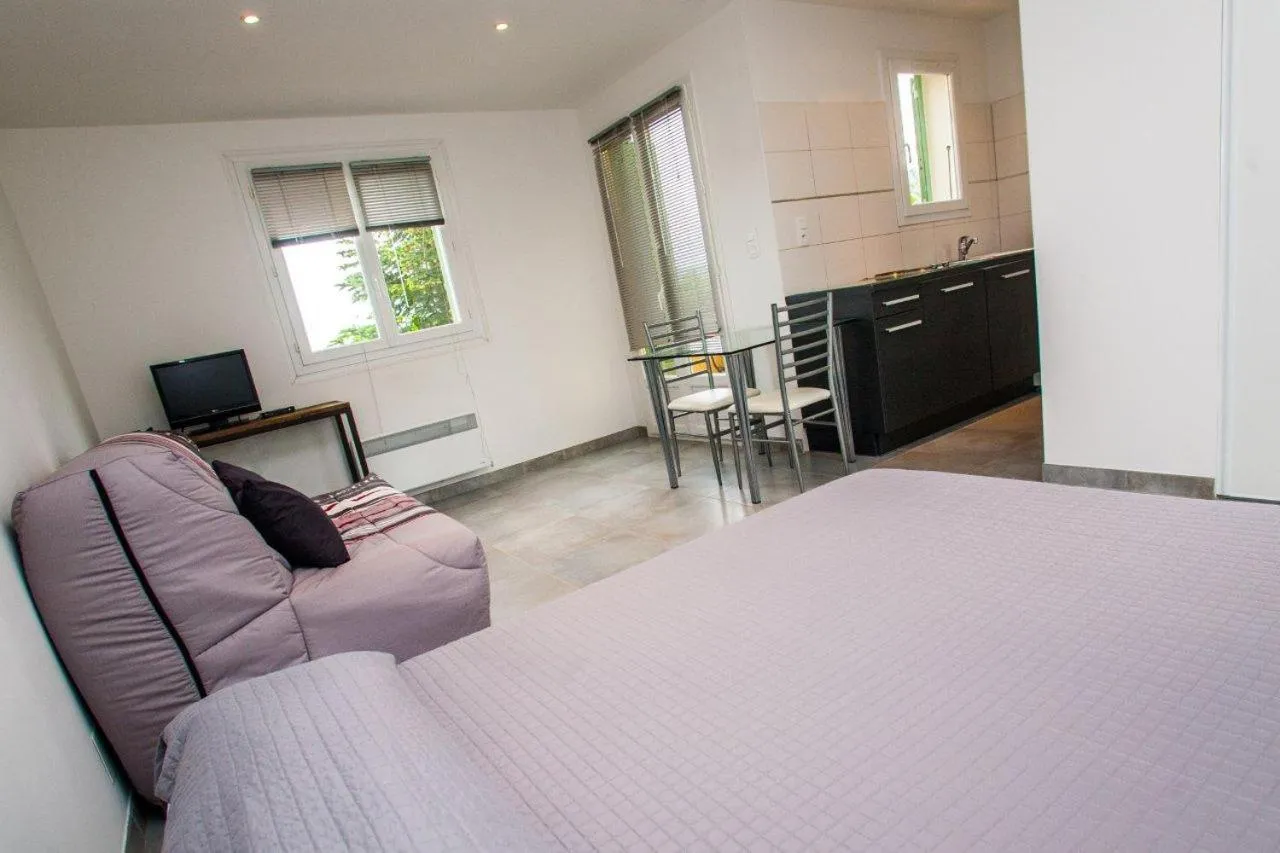 Bed in Résidence Padro