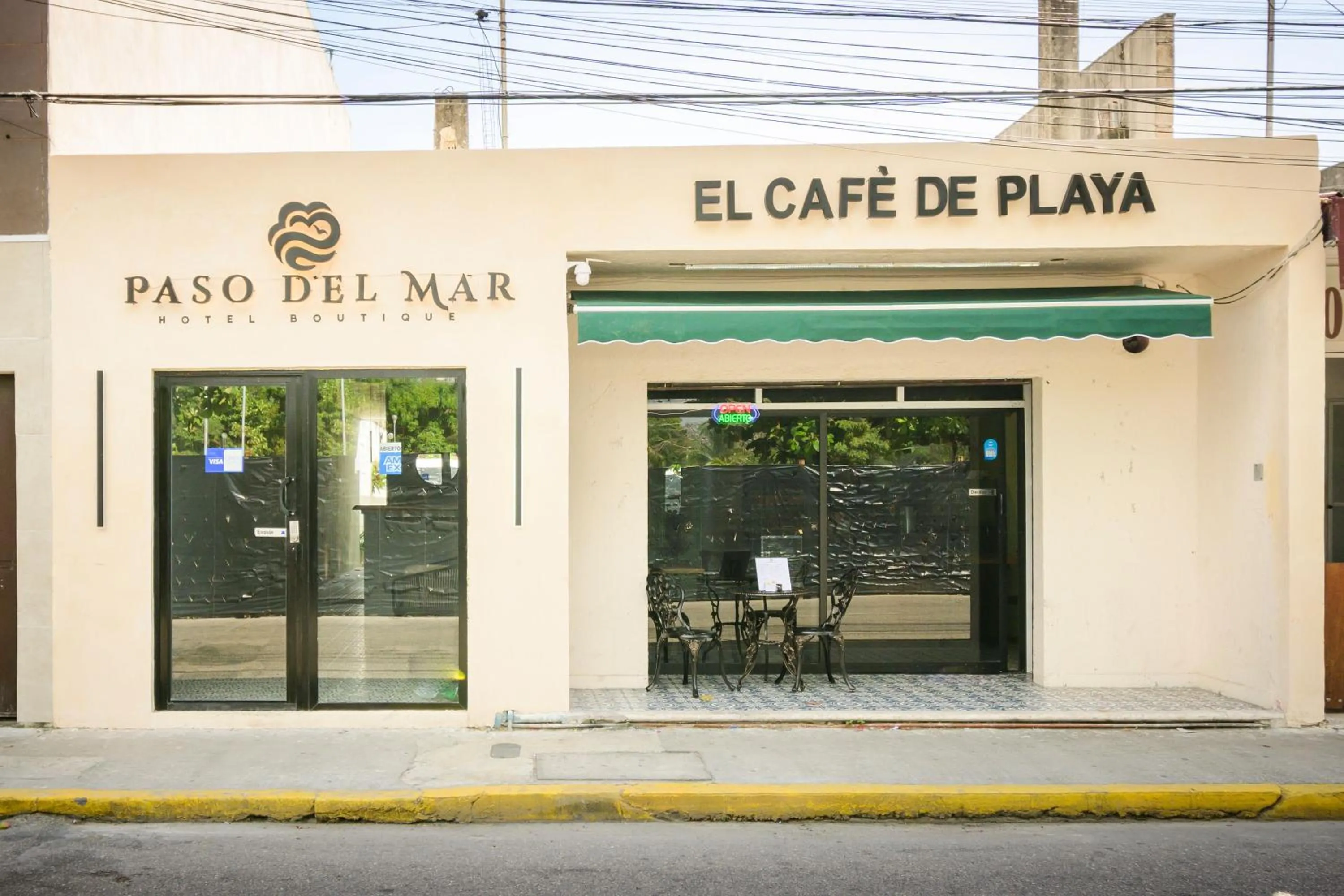 Facade/entrance in Hotel Paso del Mar Playa del Carmen