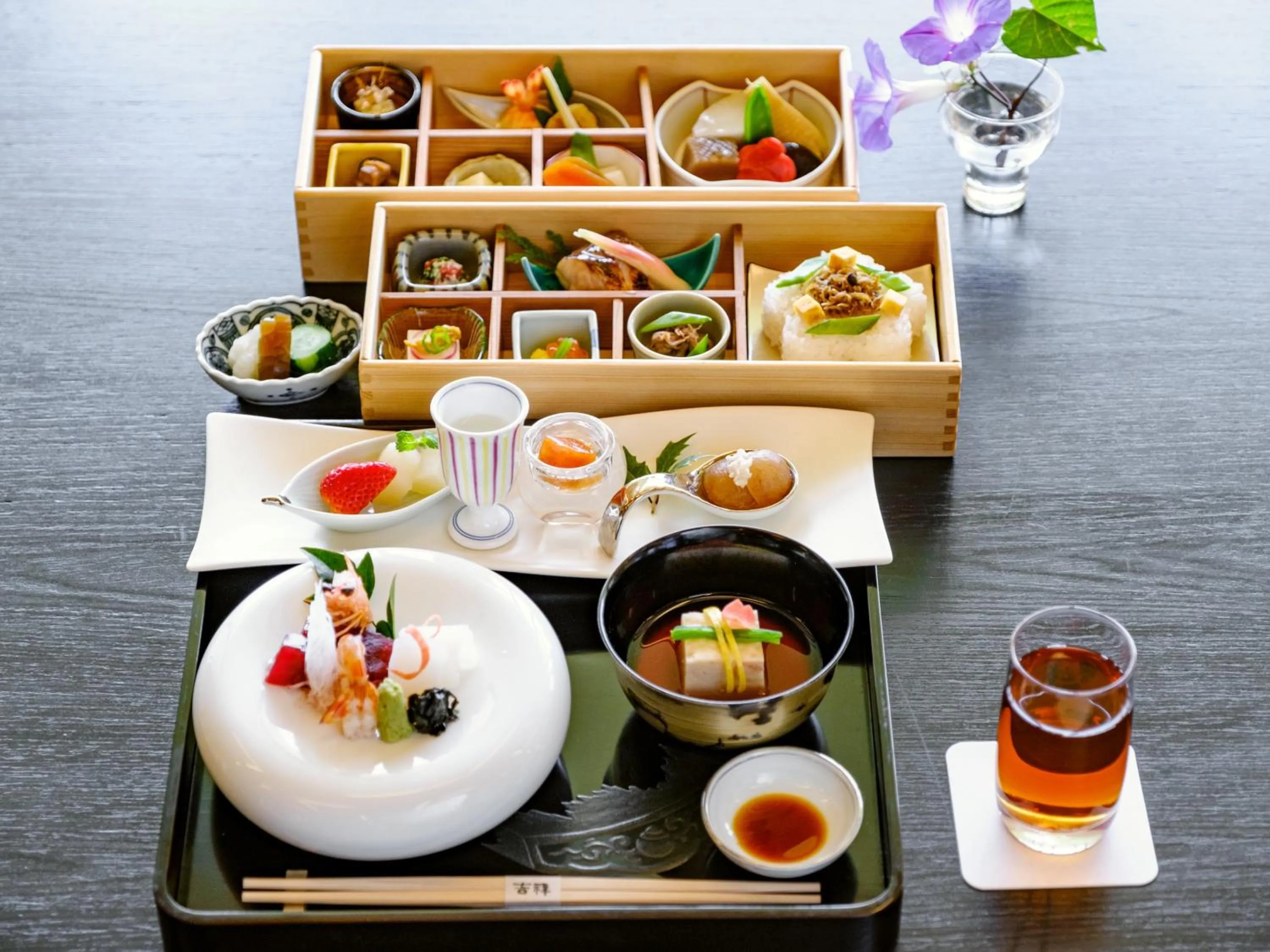 Restaurant/places to eat in Miyakojima Kurima Resort Seawood Hotel