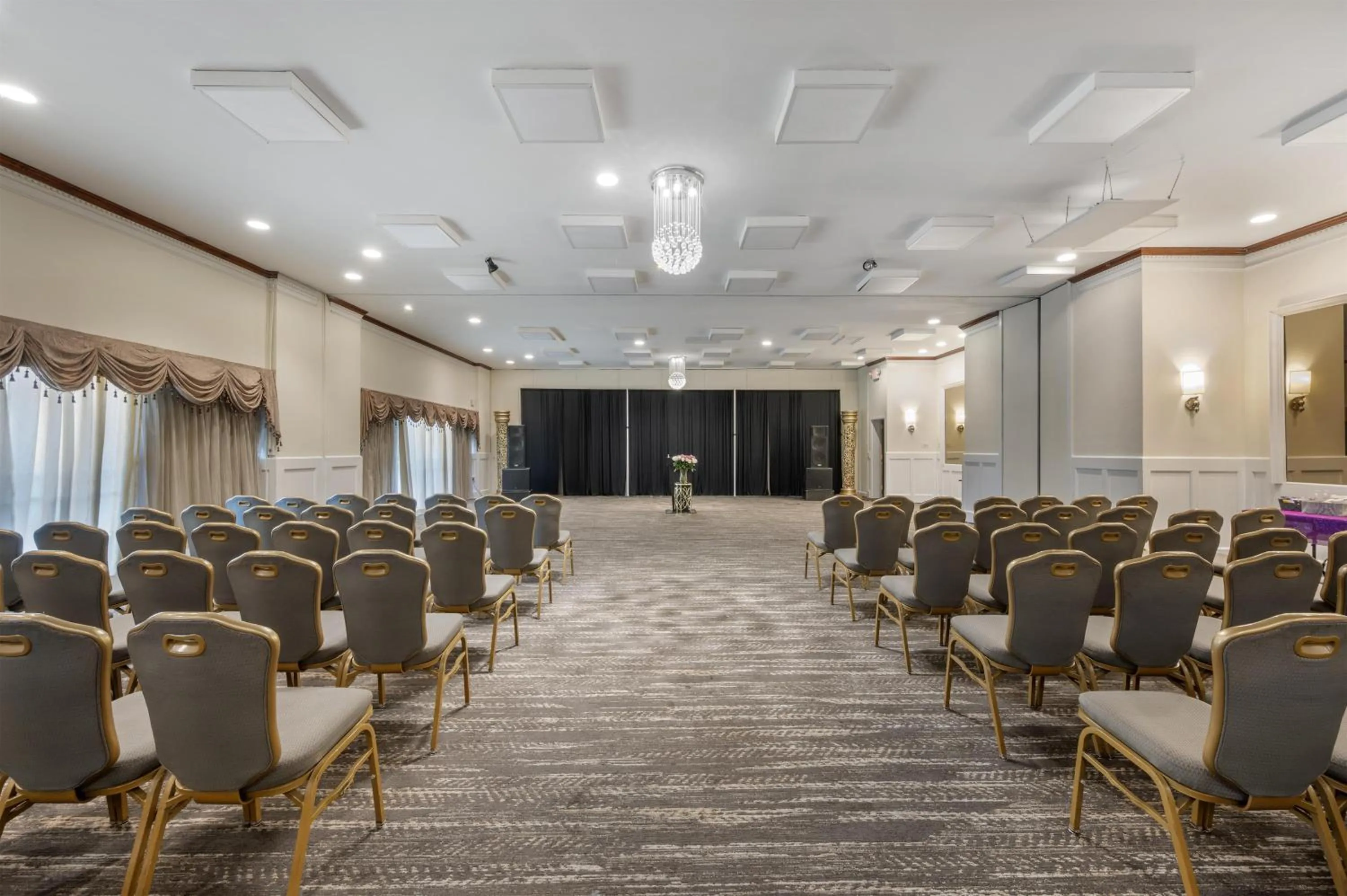 wedding in Best Western Battlefield Inn