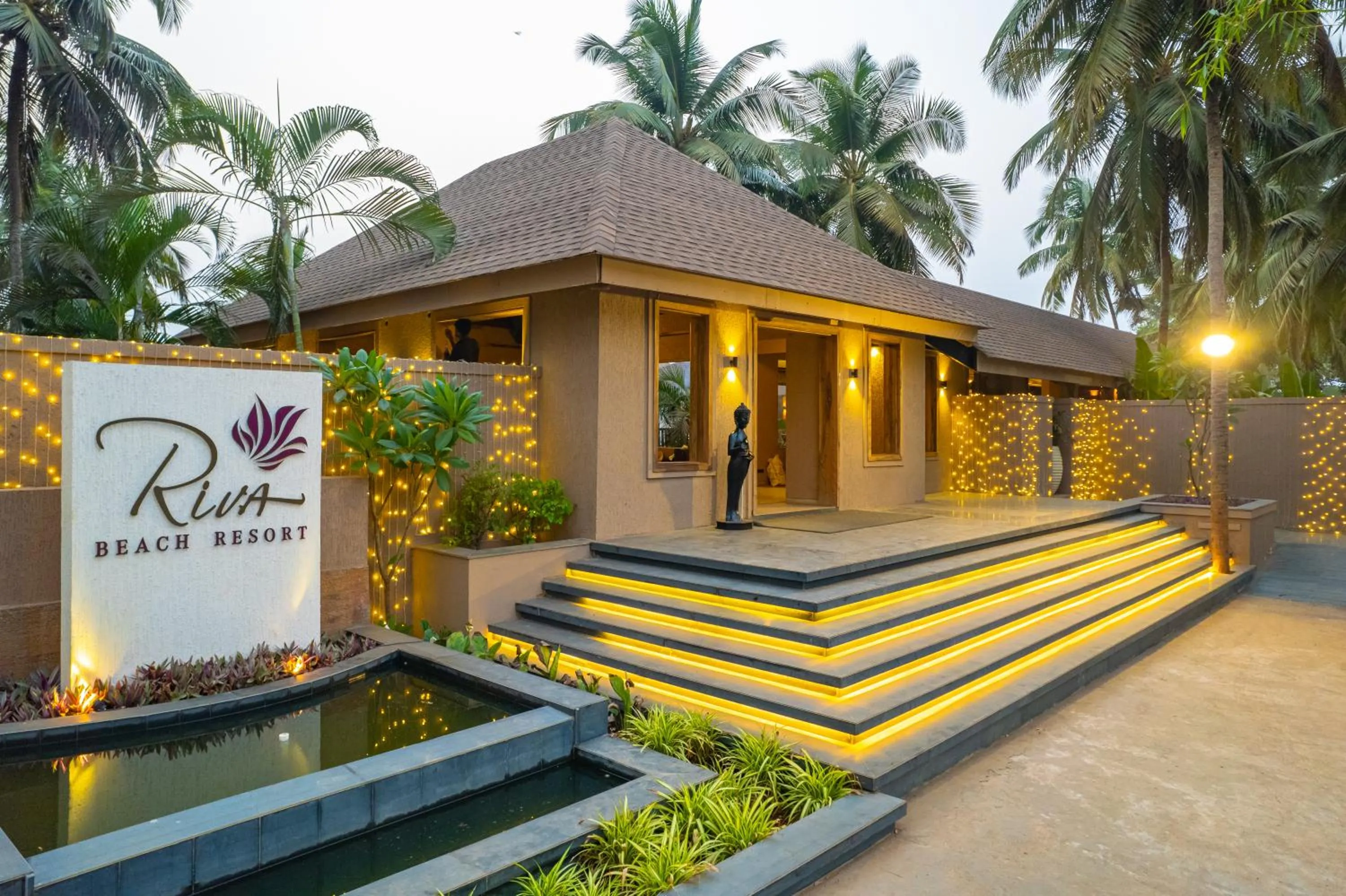 Property building in Riva Beach Resort