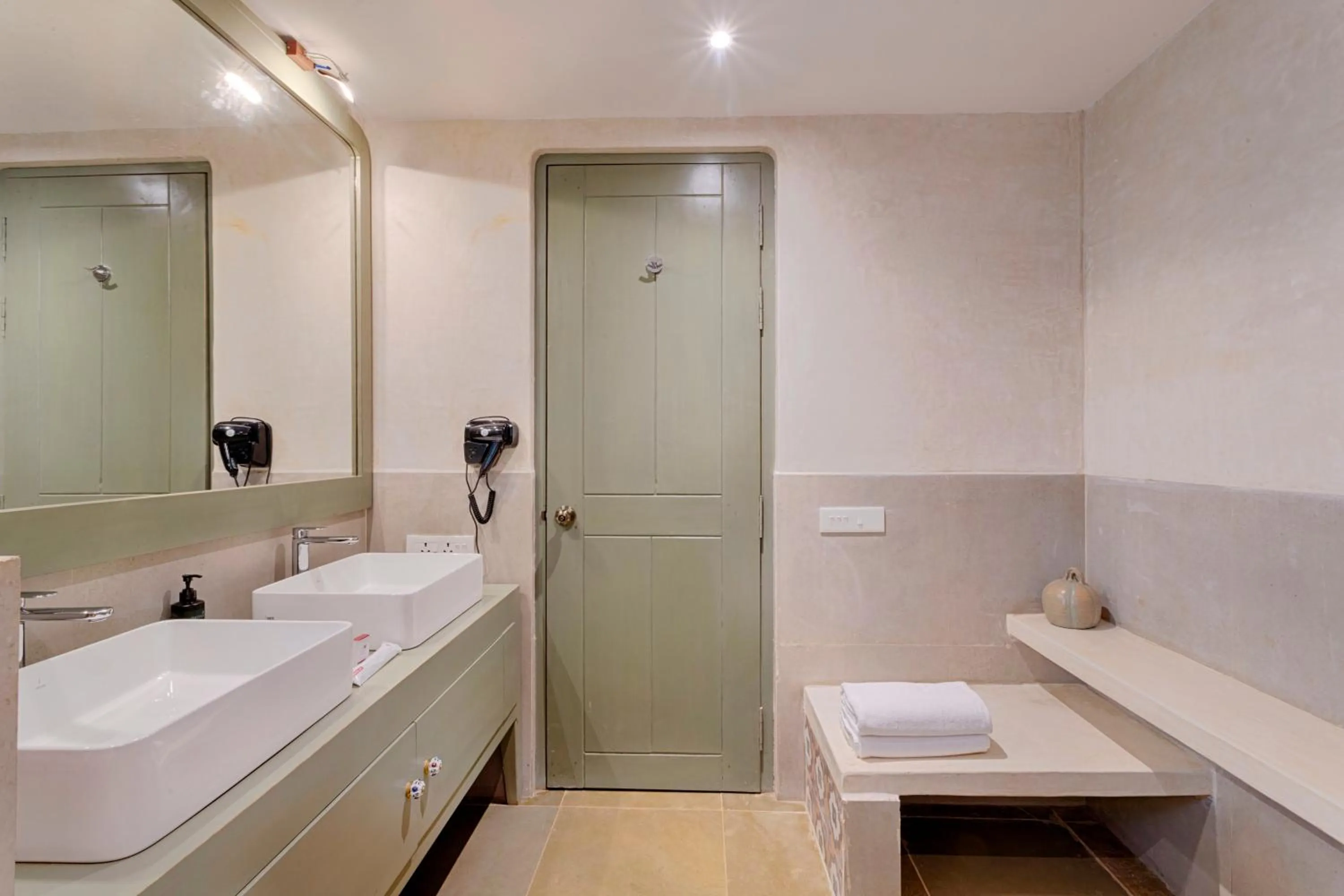 Shower in Riva Beach Resort