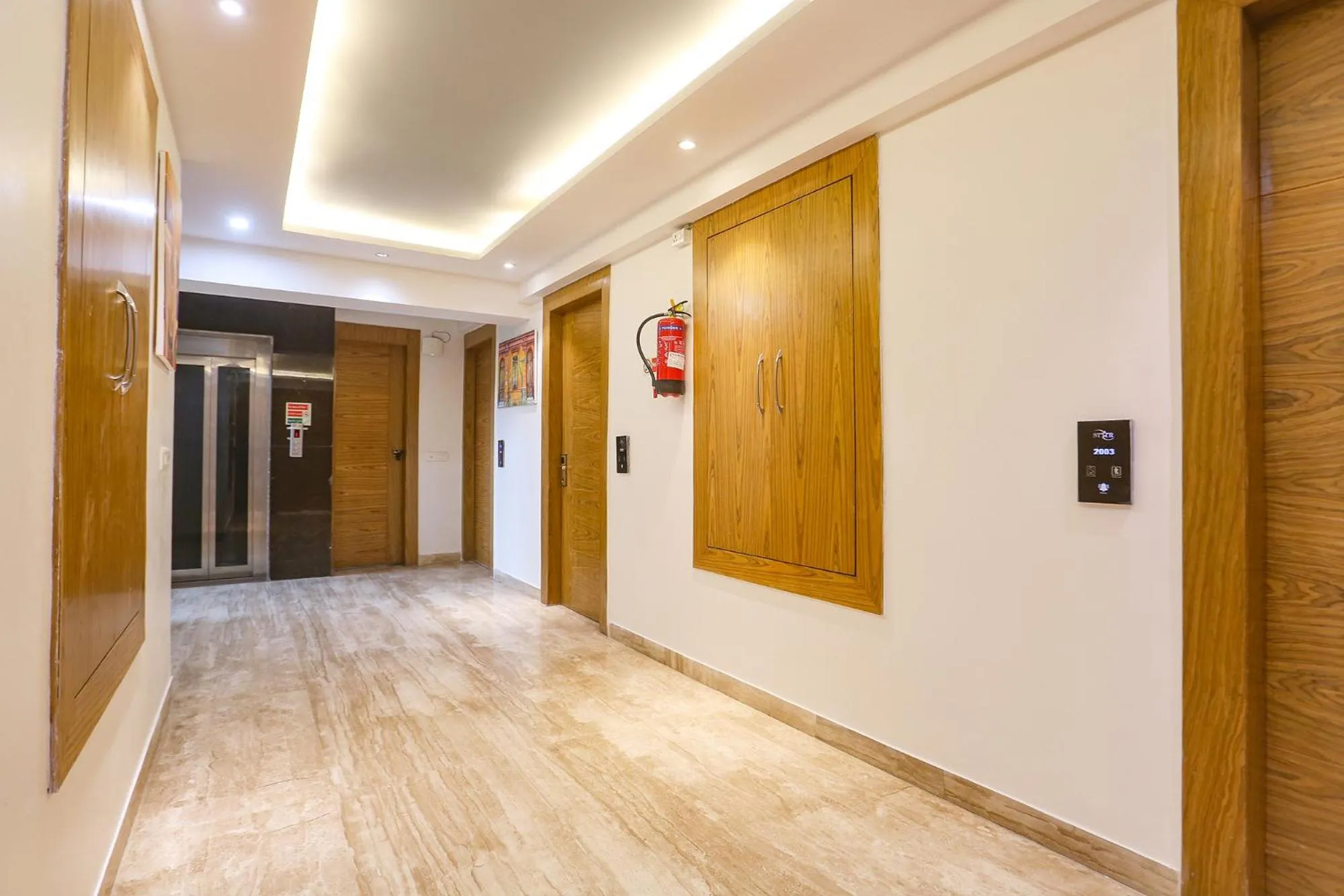 Lobby or reception in FabHotel Prime Star 17 - Nr Yashobhoomi Convention Centre