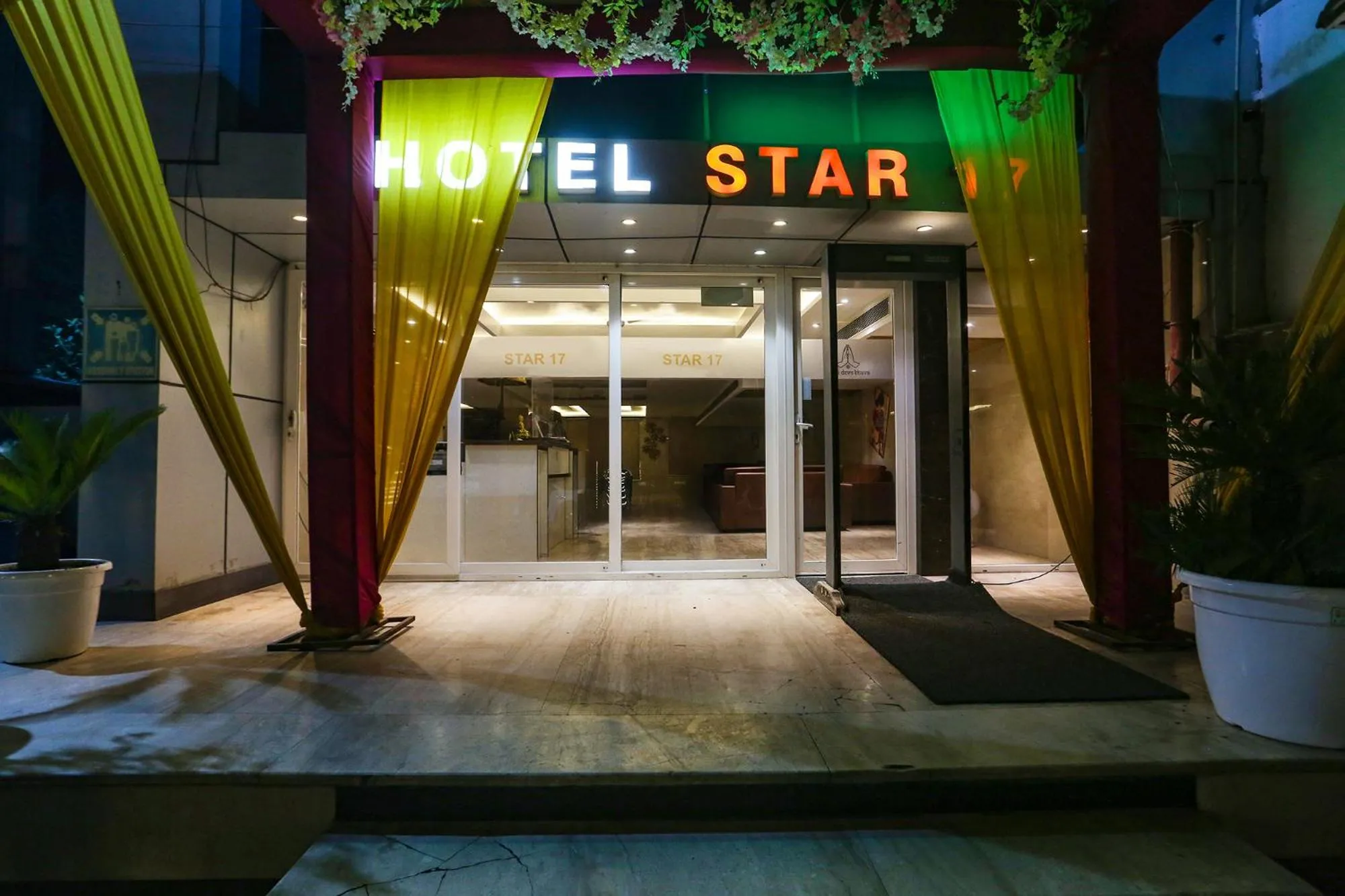 Facade/entrance in FabHotel Prime Star 17 - Nr Yashobhoomi Convention Centre