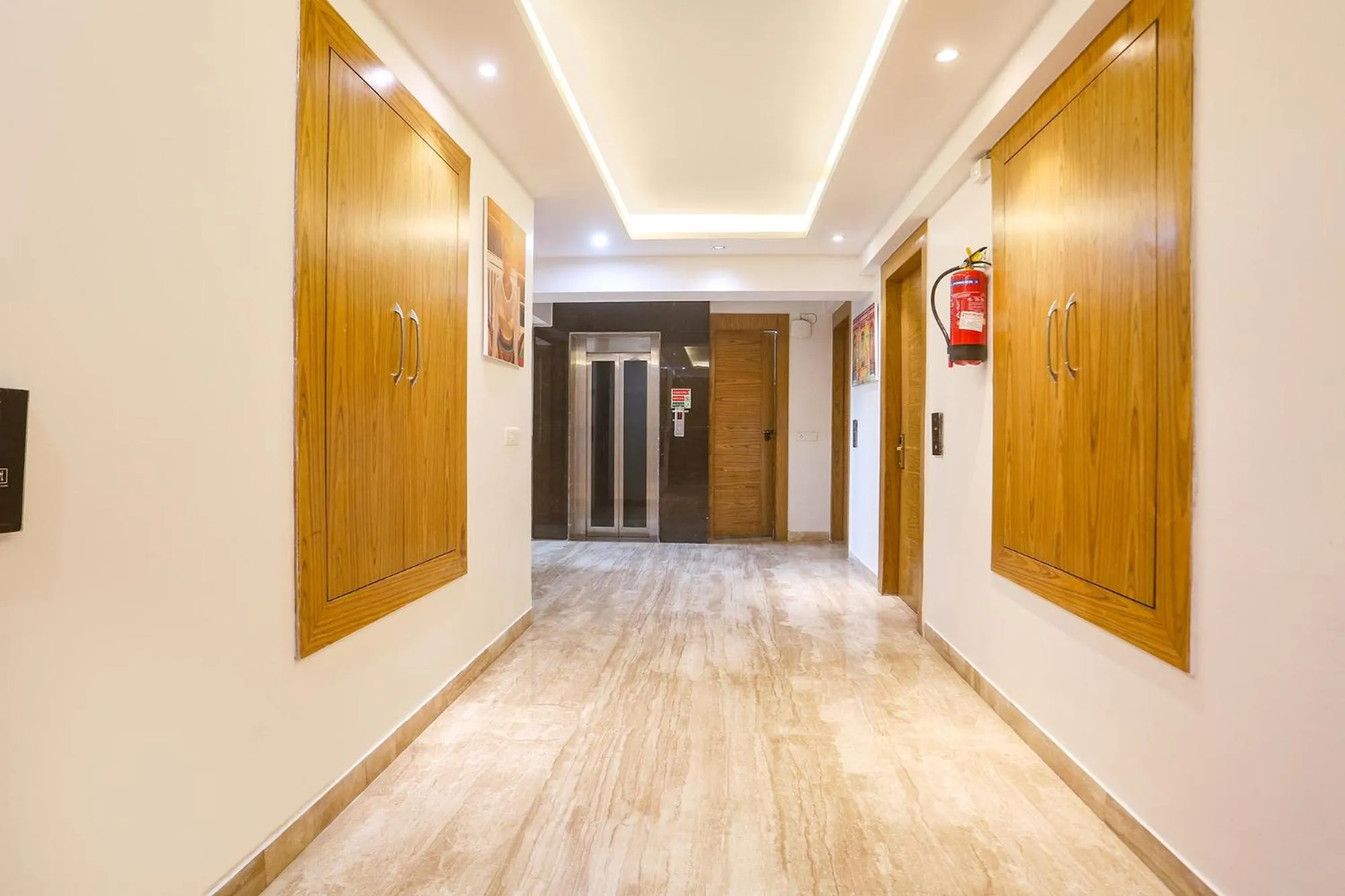 Lobby or reception in FabHotel Prime Star 17 - Nr Yashobhoomi Convention Centre