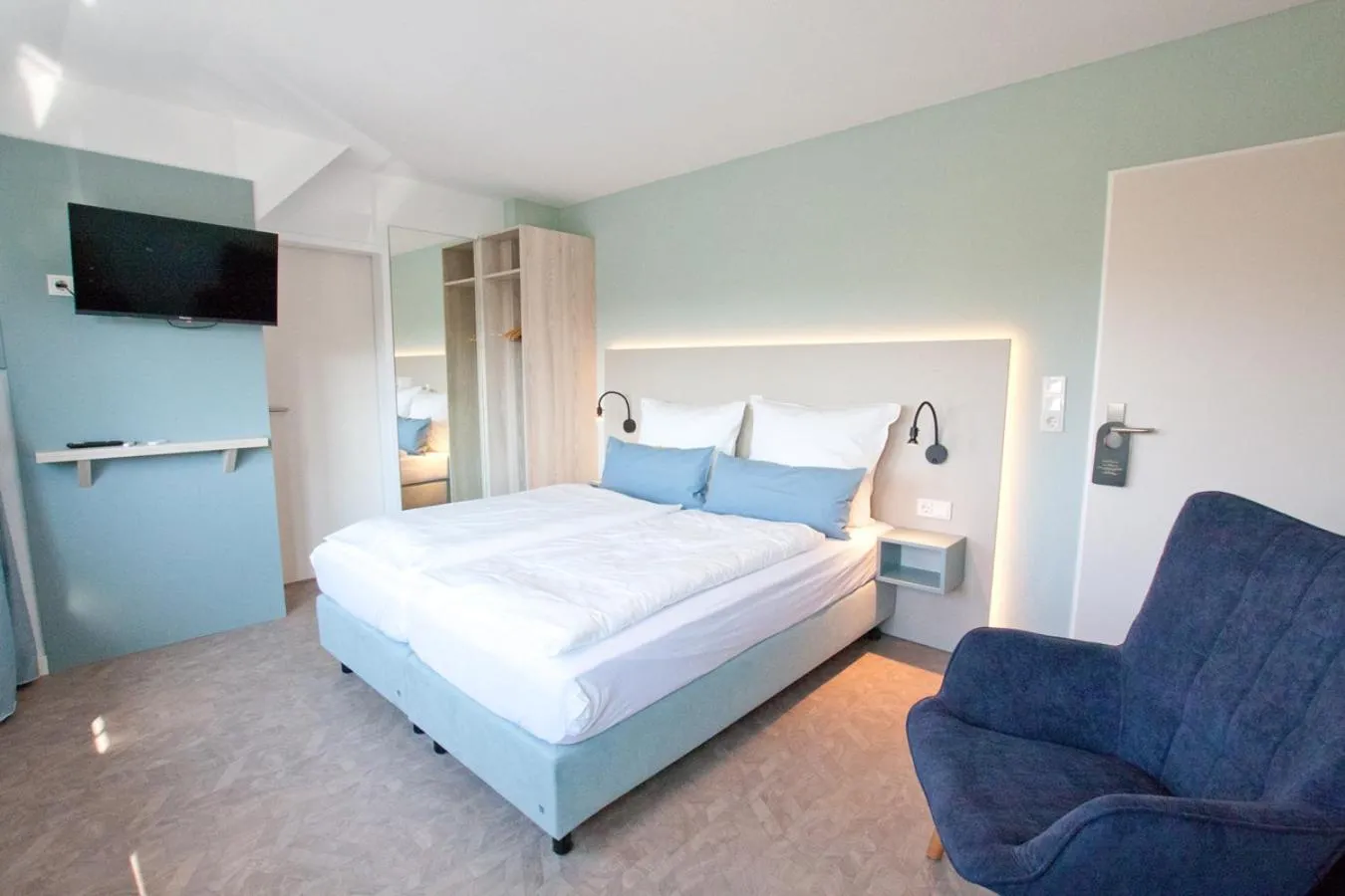 Bed in Hotel Garni Goldener Anker