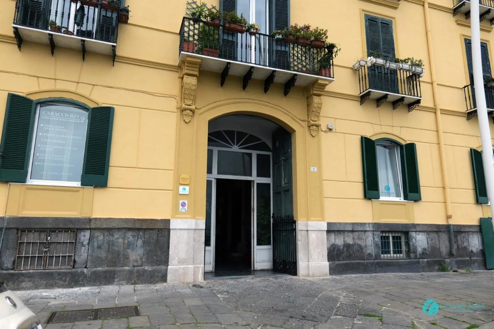 Property building in Caracciolo Napoli BeB