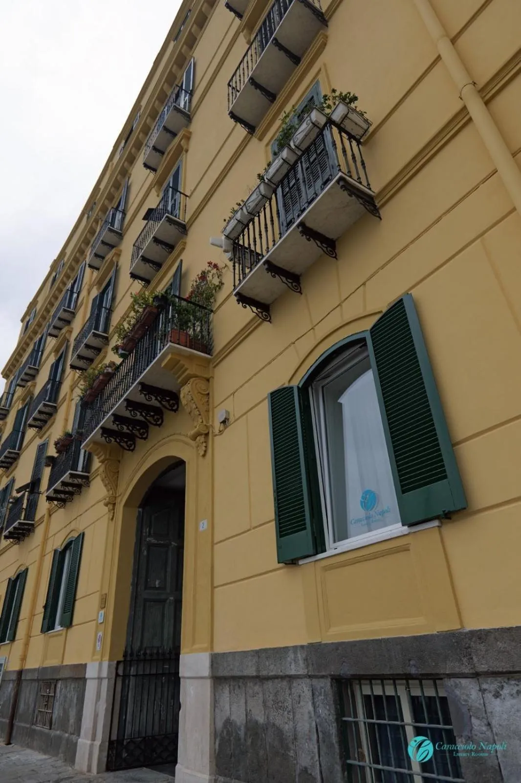 Property building in Caracciolo Napoli BeB