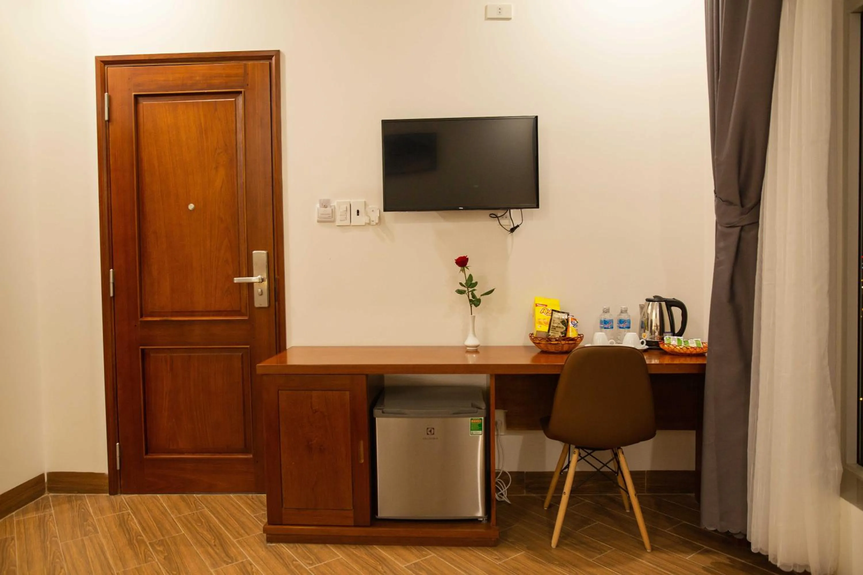 Photo of the whole room in Thanh Van Hotel Quy Nhon