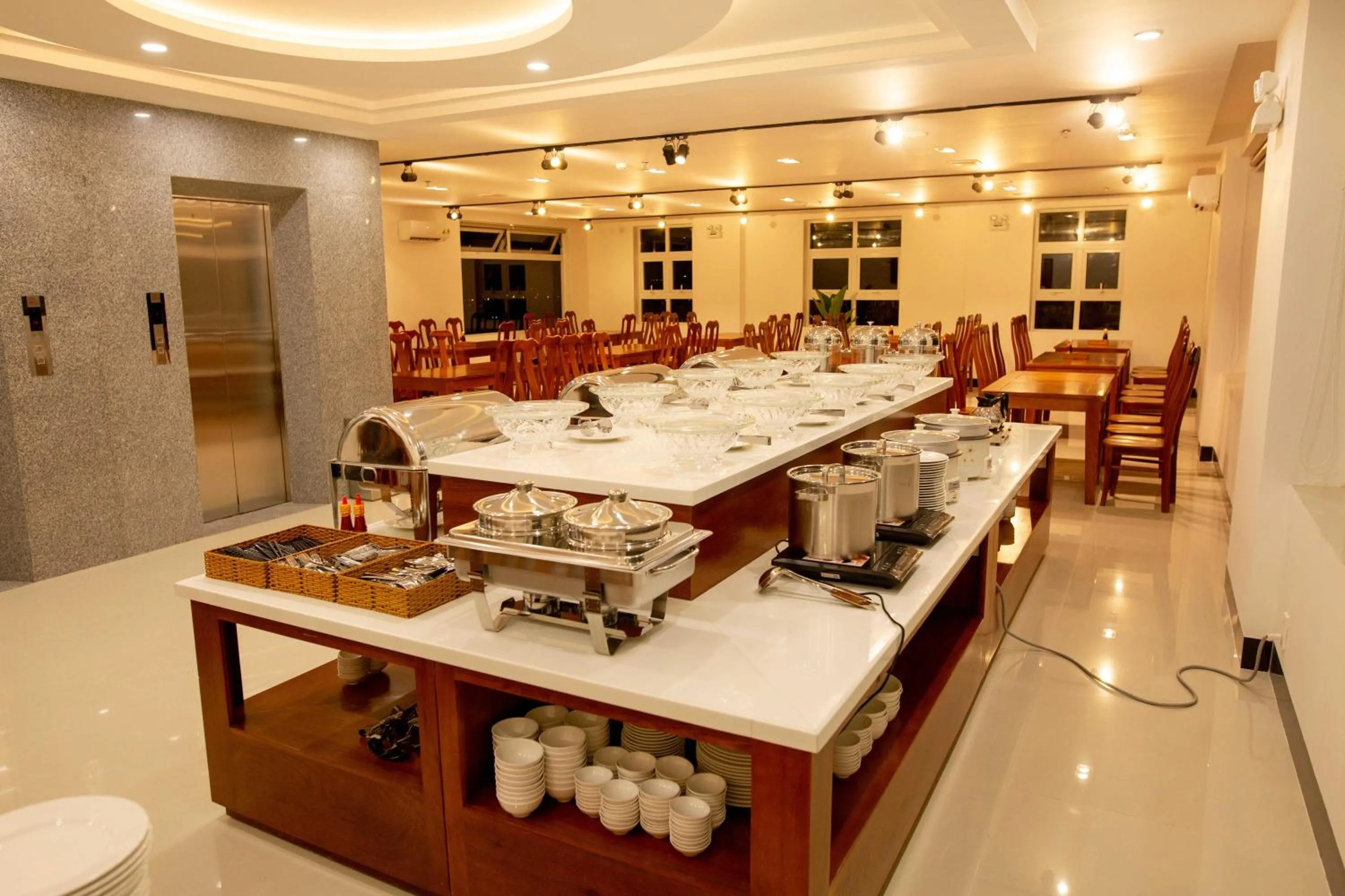 Restaurant/places to eat in Thanh Van Hotel Quy Nhon