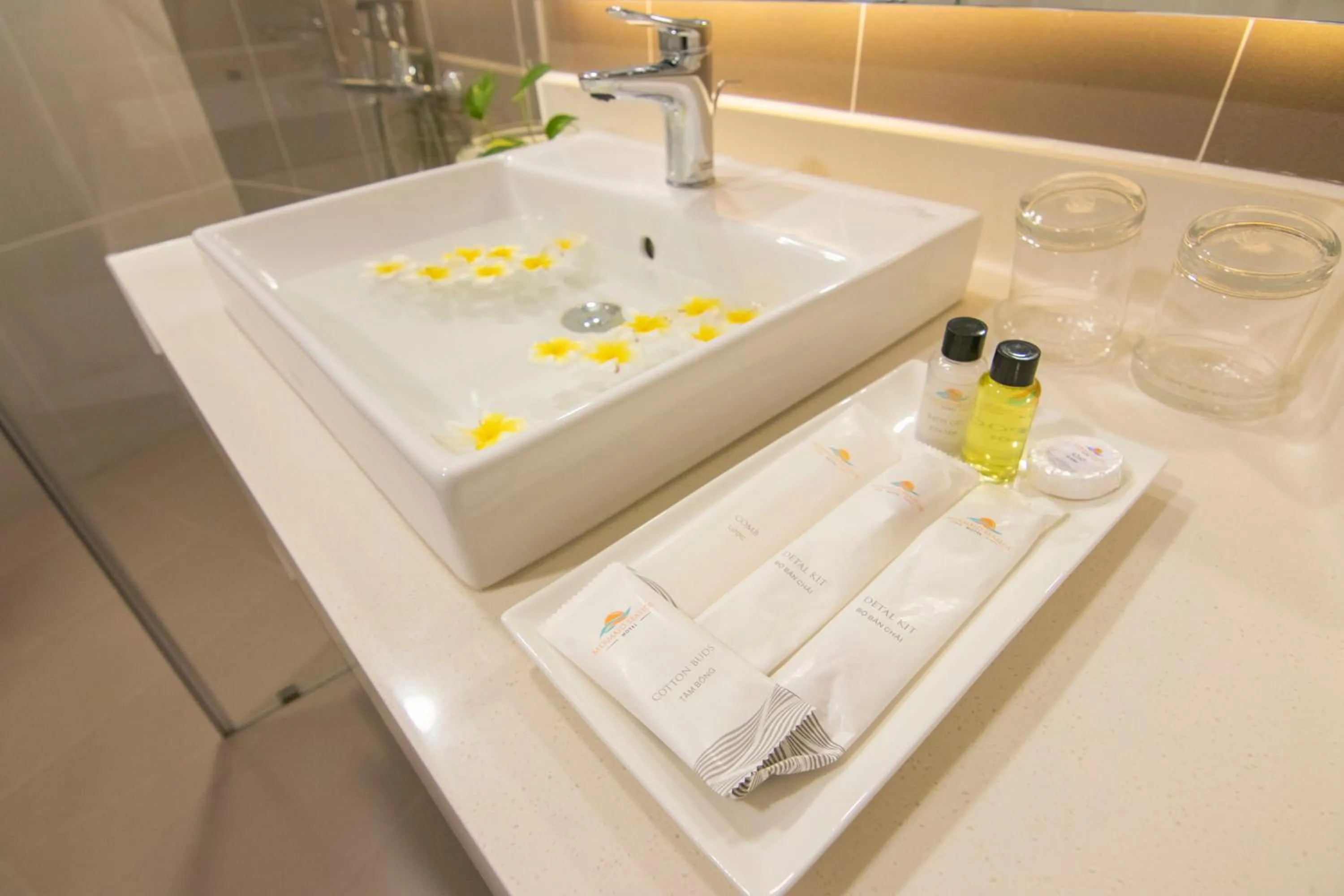 Shower in Mermaid Seaside Hotel