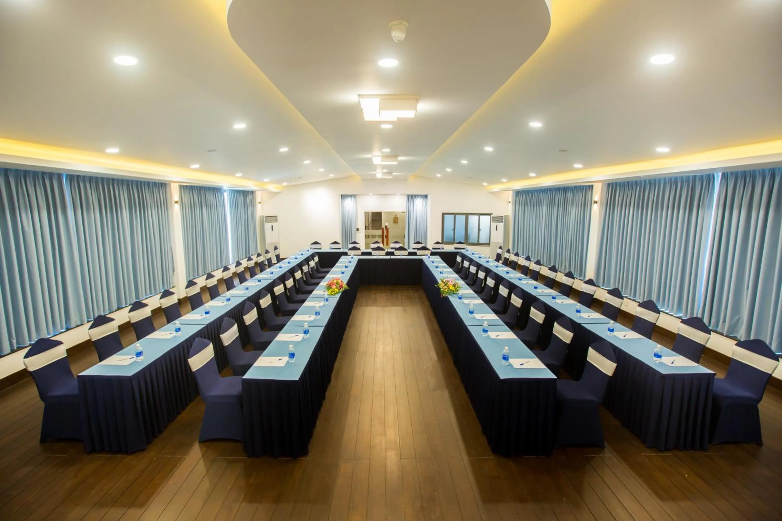 Business facilities in Mermaid Seaside Hotel