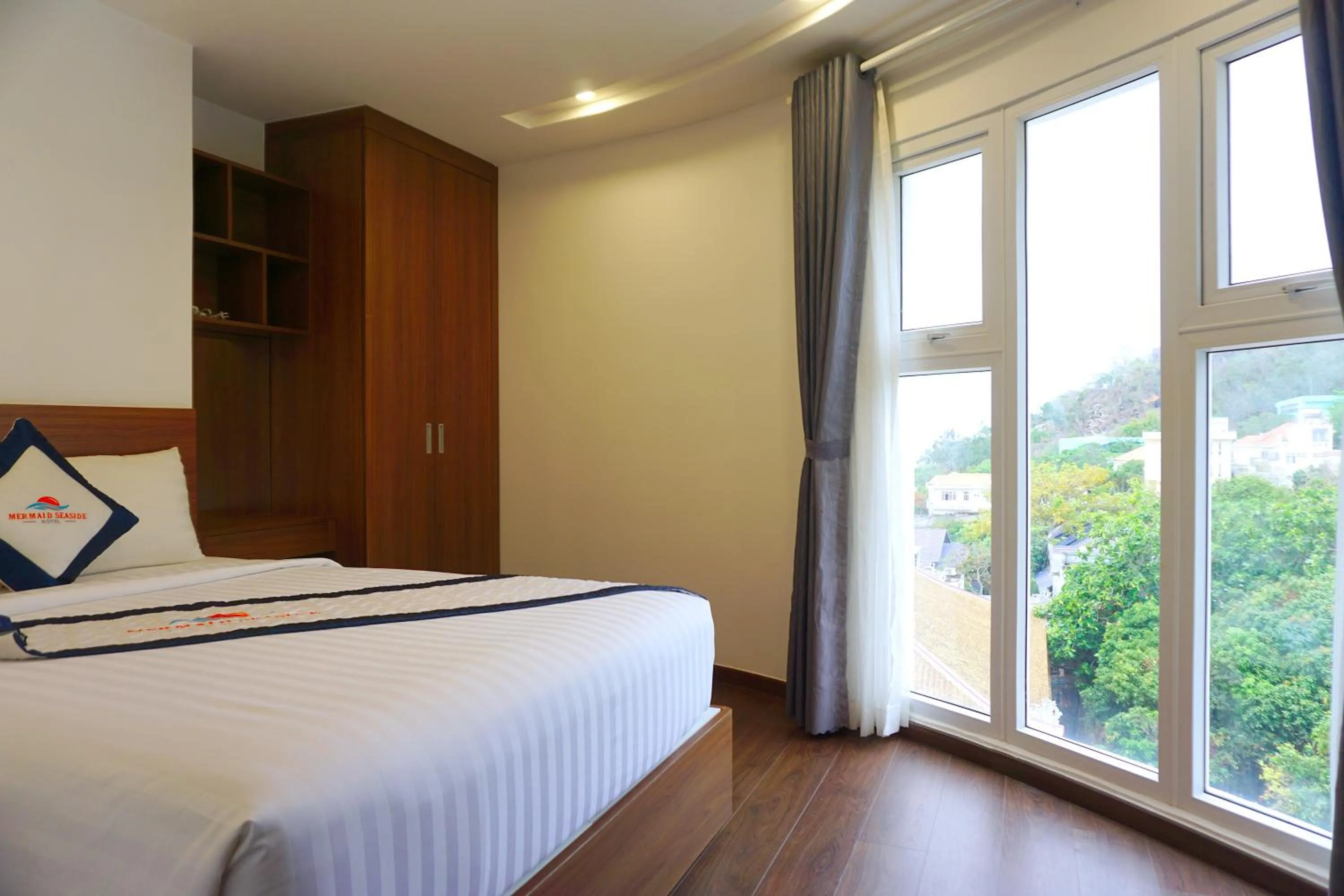 View (from property/room), Bed in Mermaid Seaside Hotel