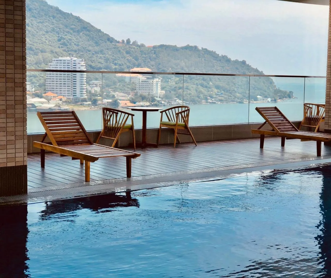 Swimming pool in Mermaid Seaside Hotel