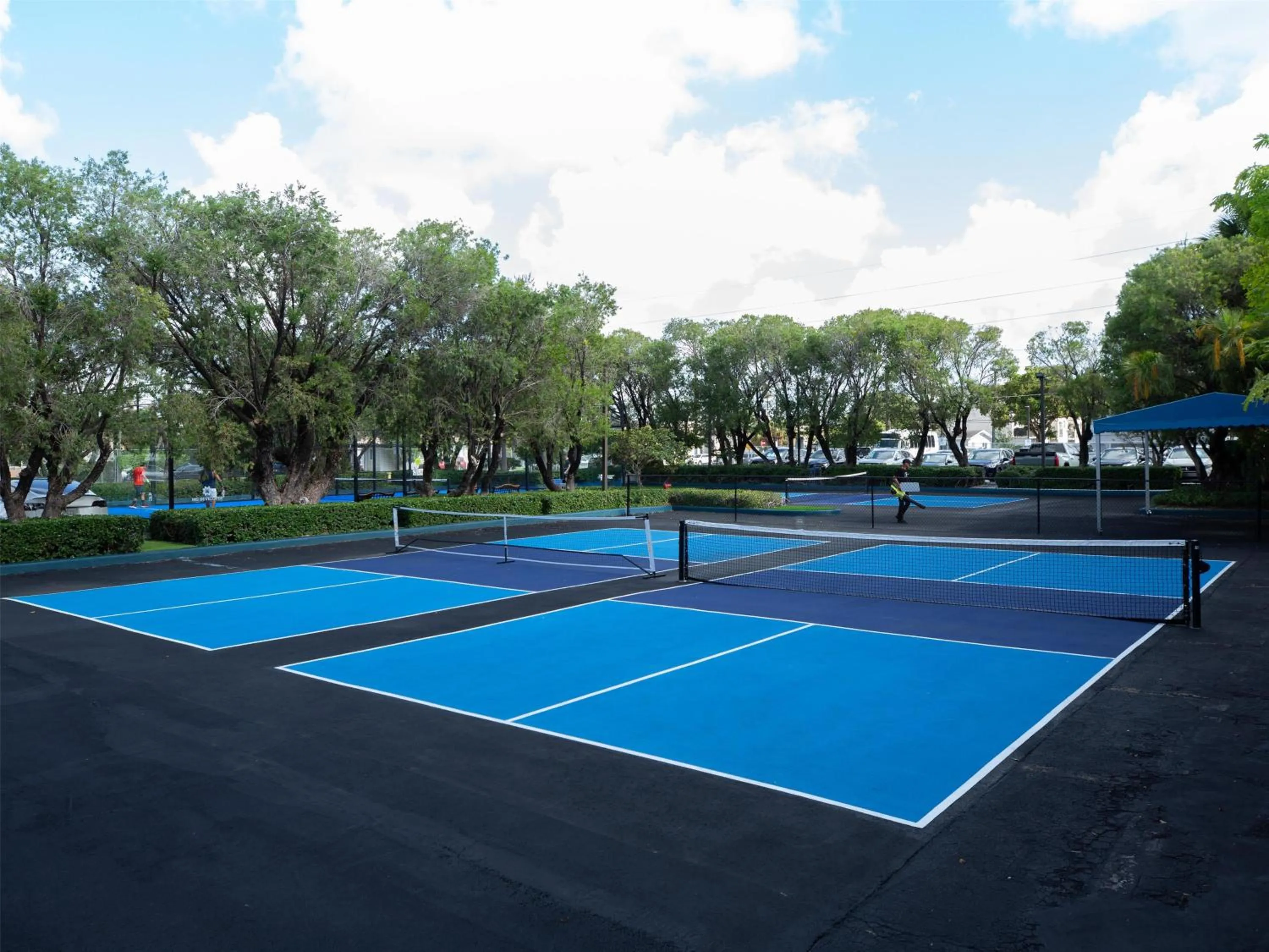 Sports in Regency Miami Airport by Sonesta