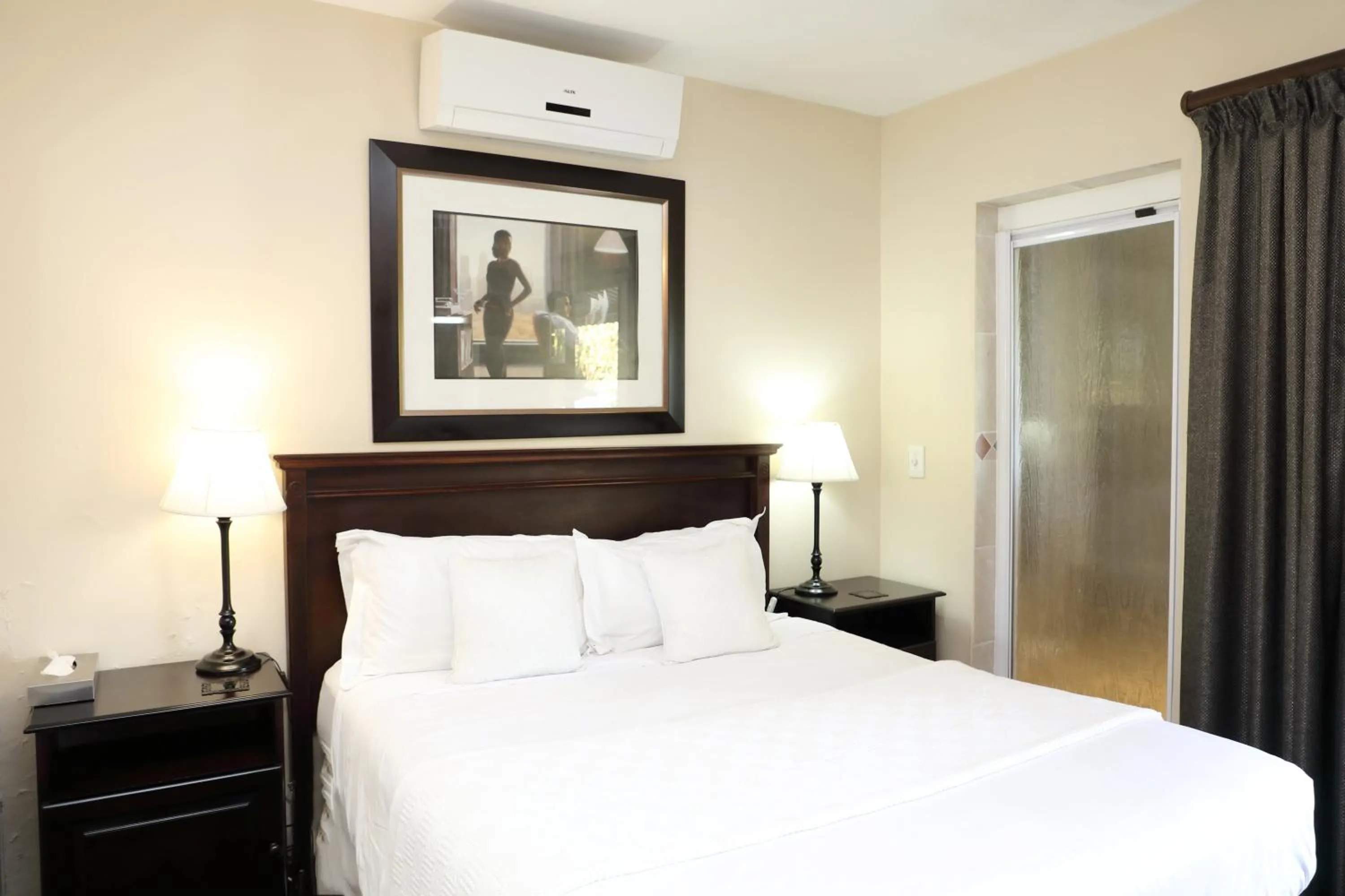 Photo of the whole room, Bed in Kingston Place Guesthouse