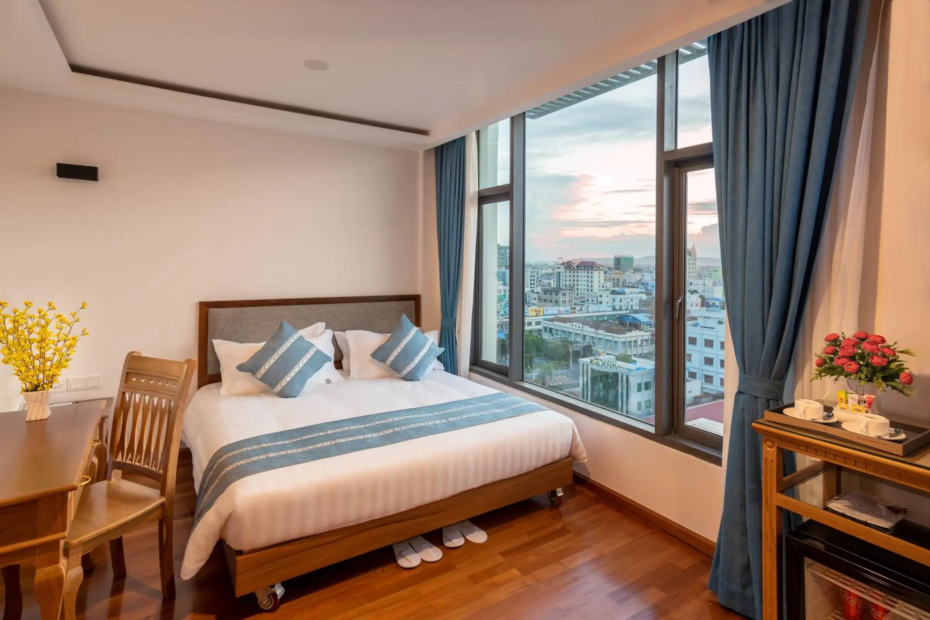 Superior Double Room in Dragon Phoenix Hotel Superior Double Room in Dragon Phoenix Hotel