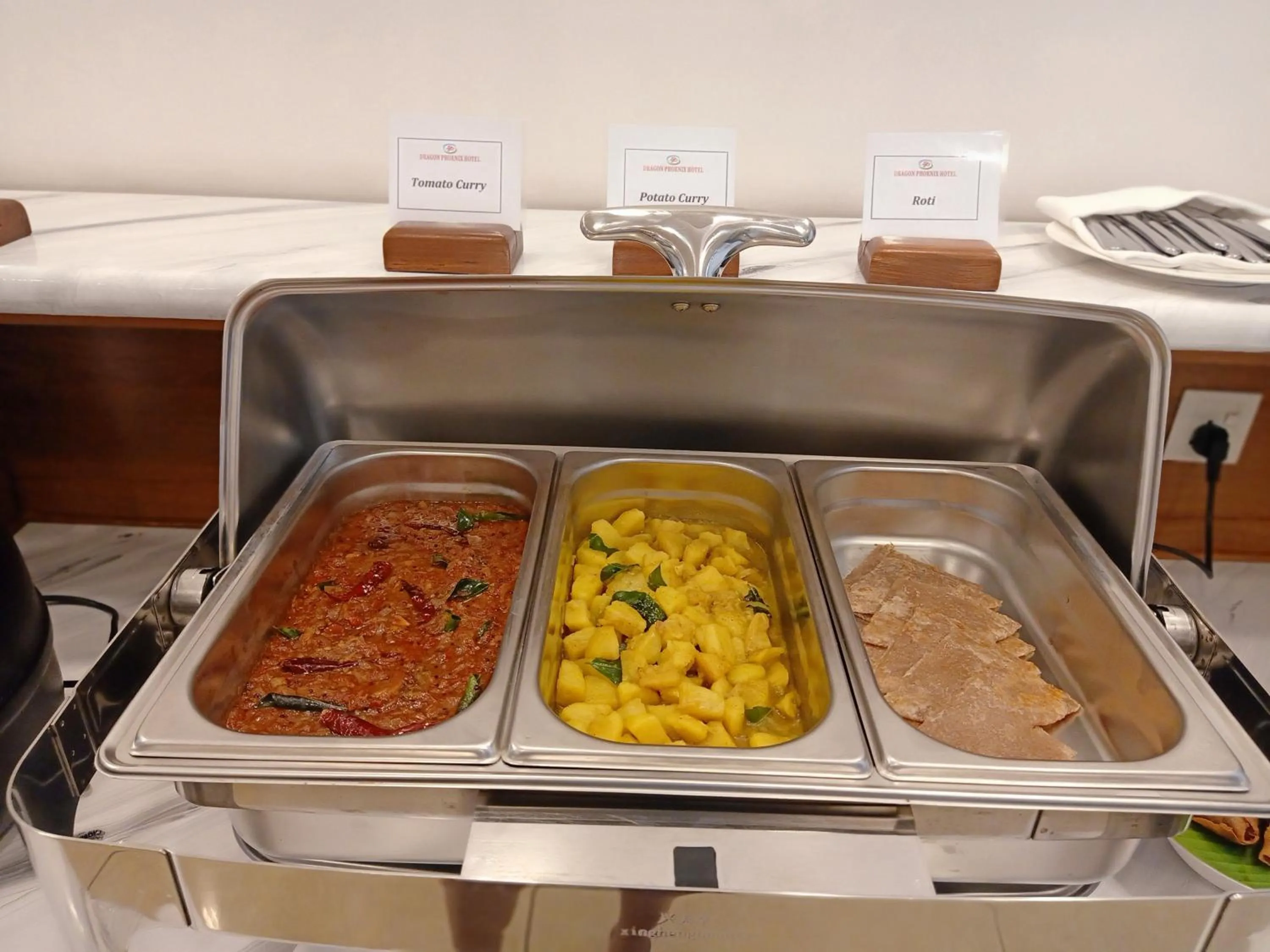 Food in Dragon Phoenix Hotel