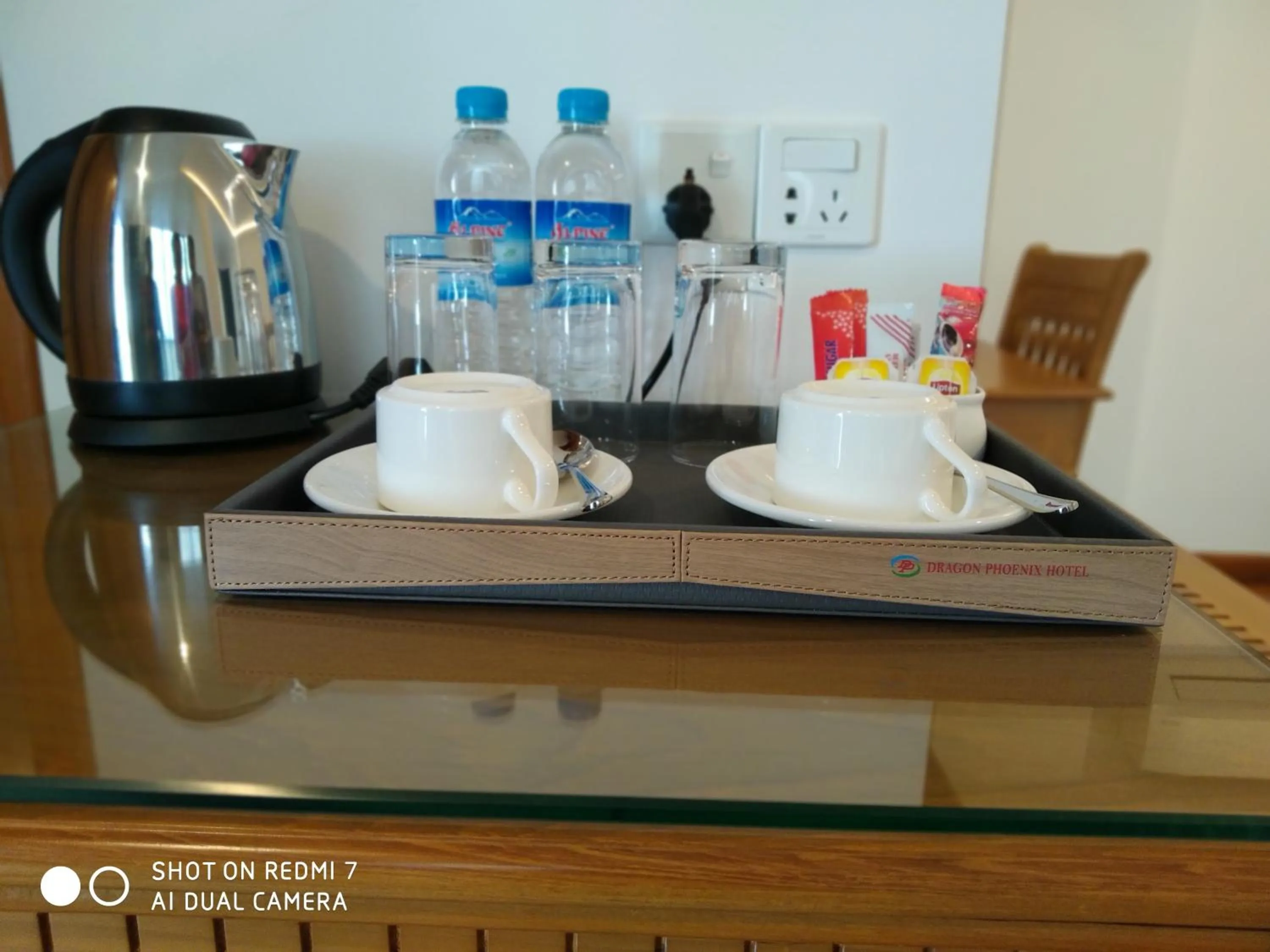 Coffee/tea facilities in Dragon Phoenix Hotel