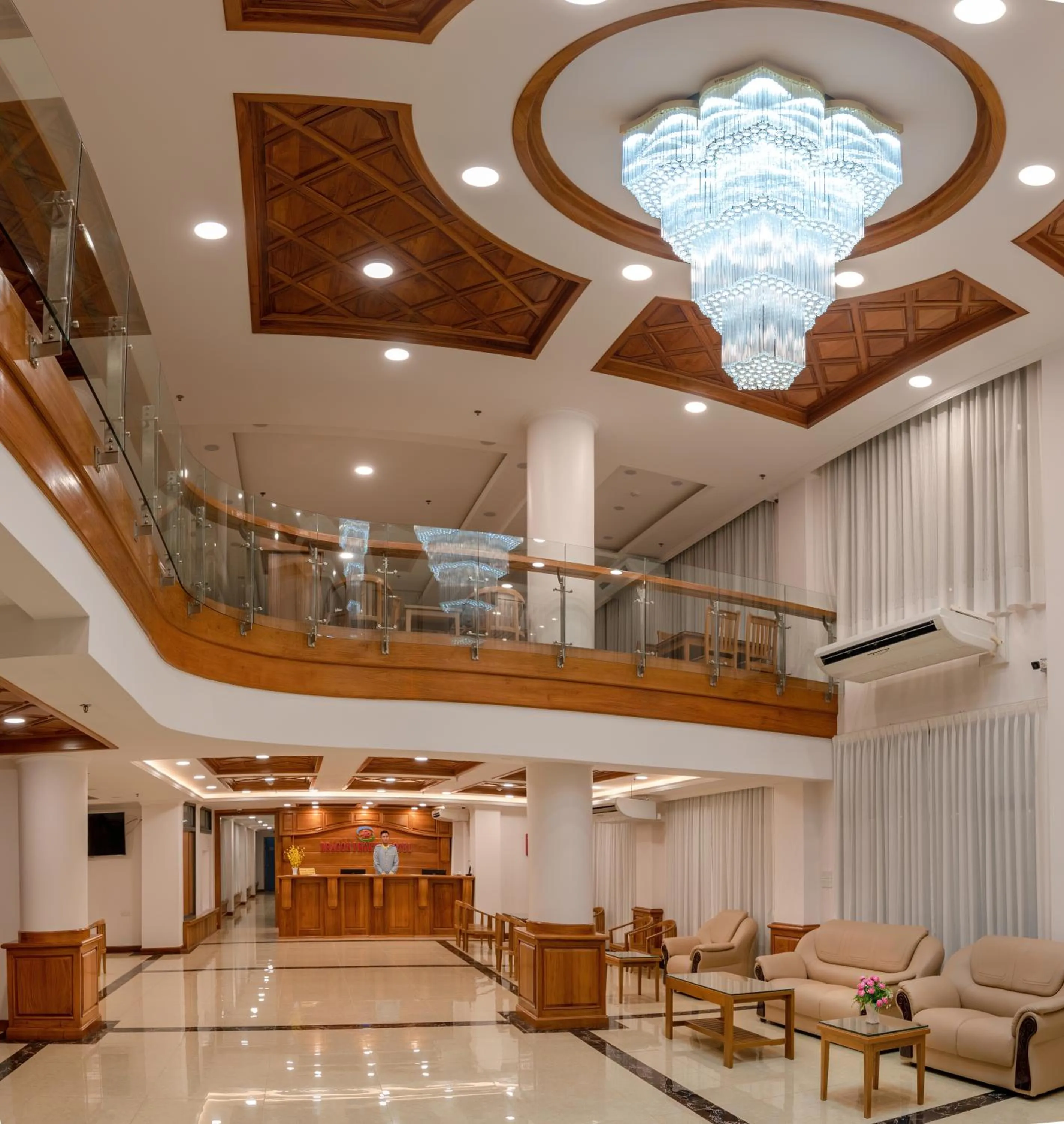 Lobby or reception in Dragon Phoenix Hotel