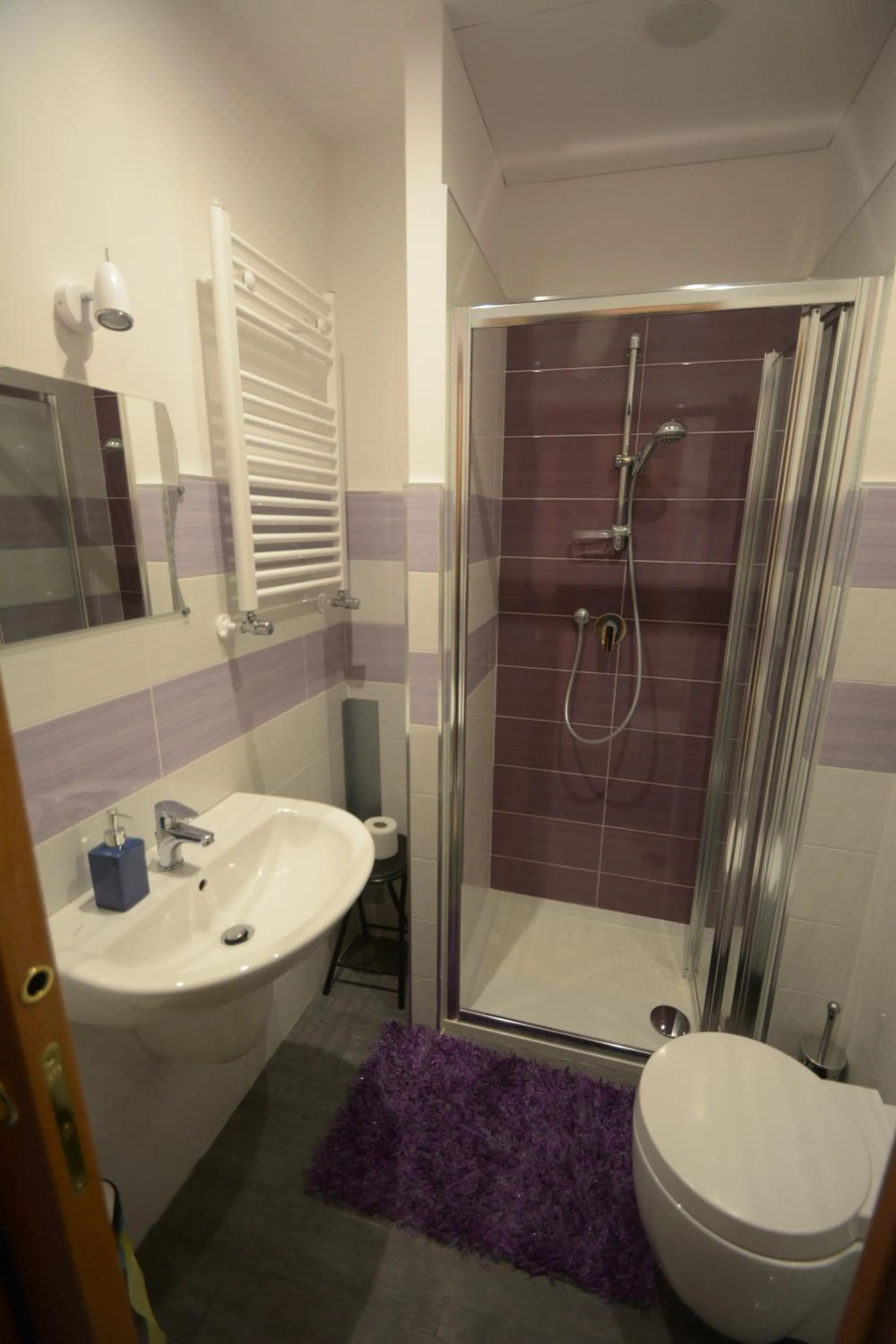 Bathroom in B&B LA BAIA Sea Rooms