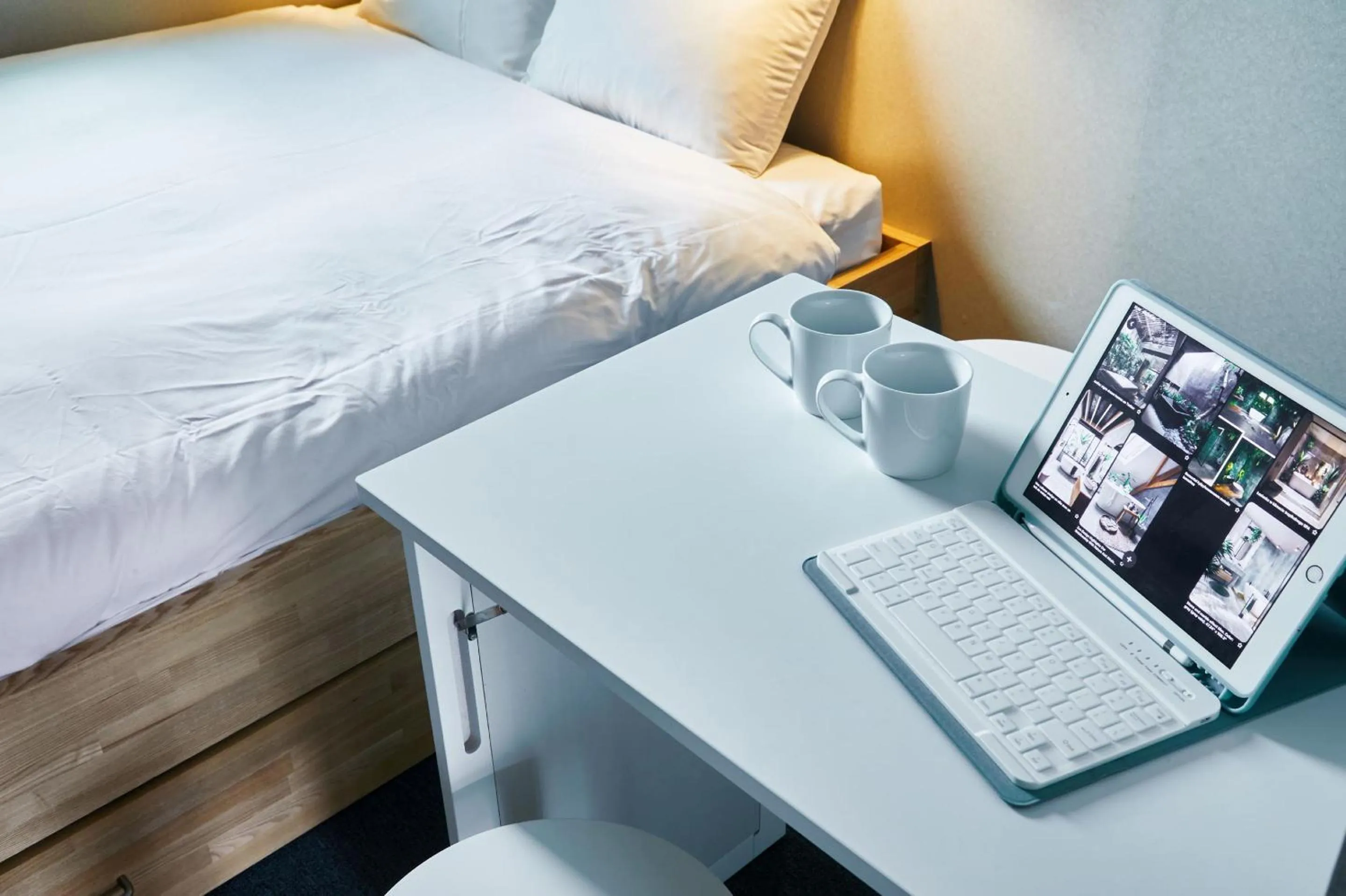 Other, Bed in boxi Hakata 2