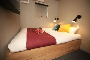 Bed in boxi Hakata 2