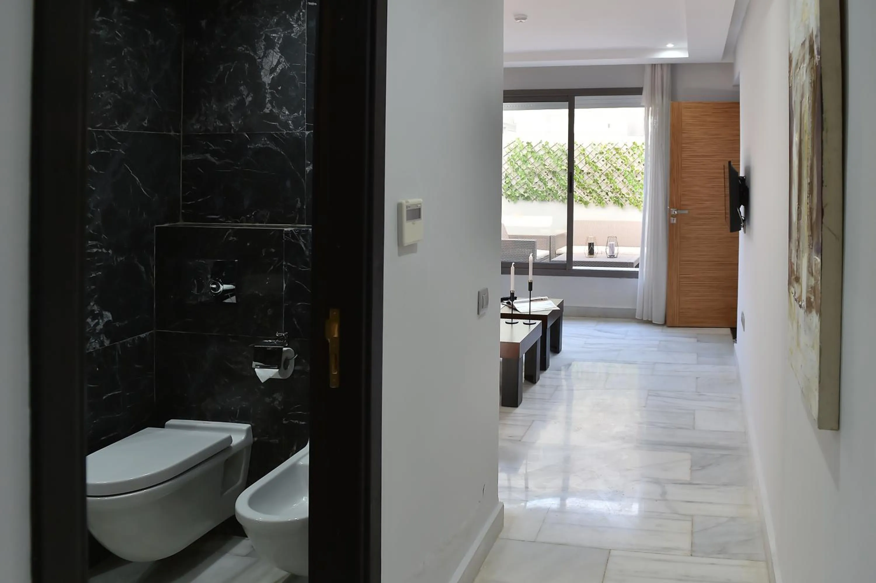 Toilet in Le Yacht Suites Hotel