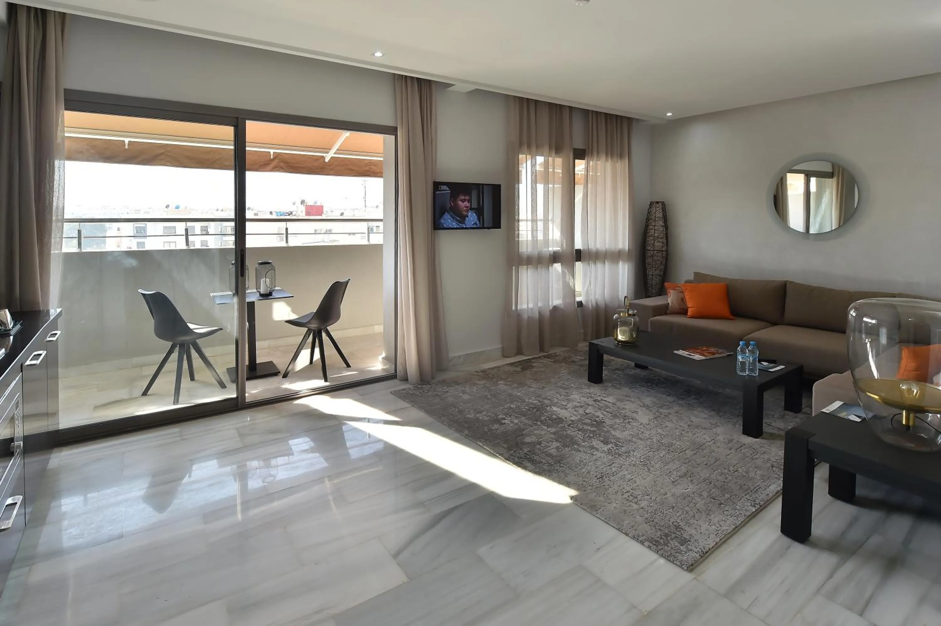 Balcony/Terrace in Le Yacht Suites Hotel