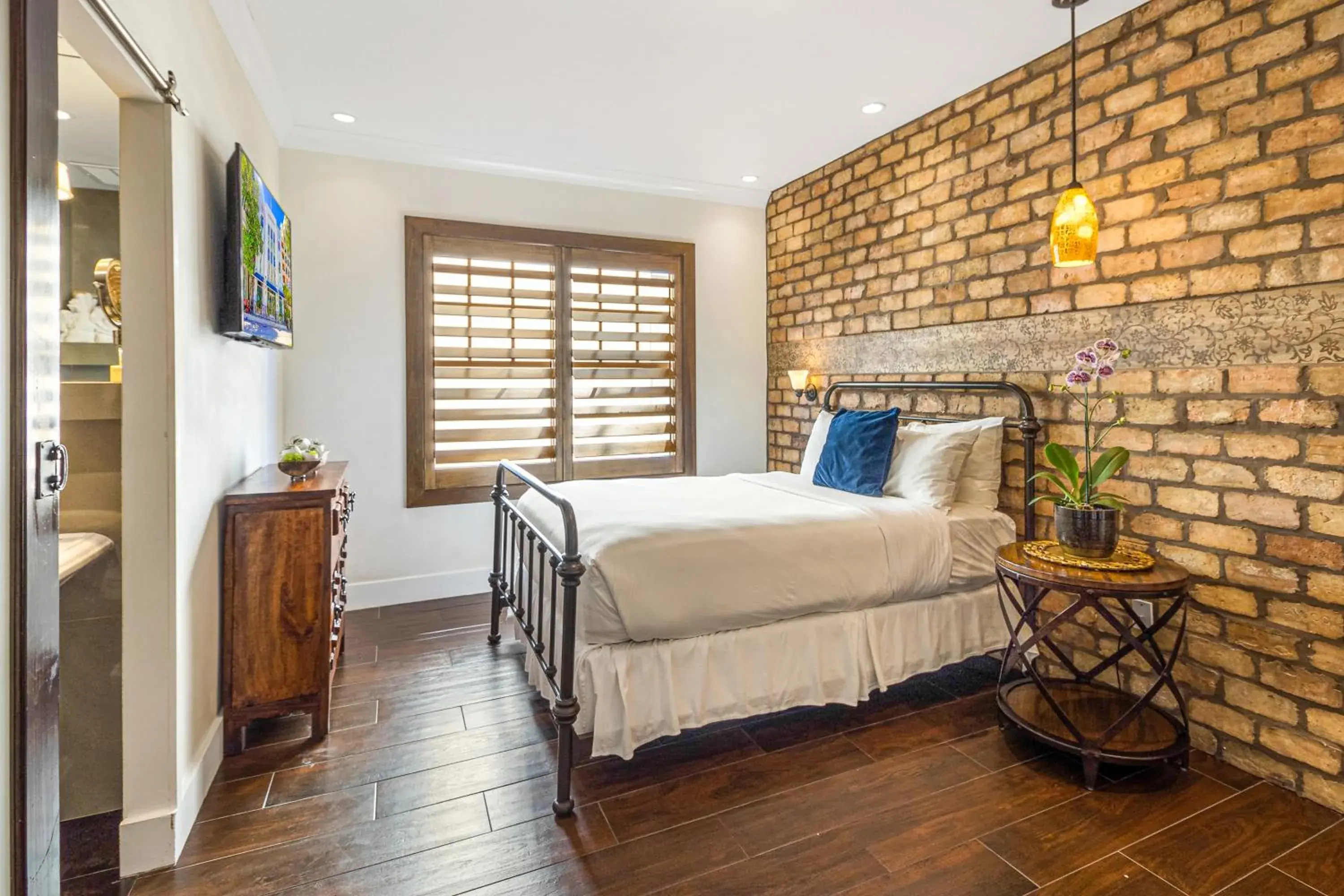 Classic Room 1 Double Size Bed in Cavalier South Beach Hotel Classic Room 1 Double Size Bed in Cavalier South Beach Hotel