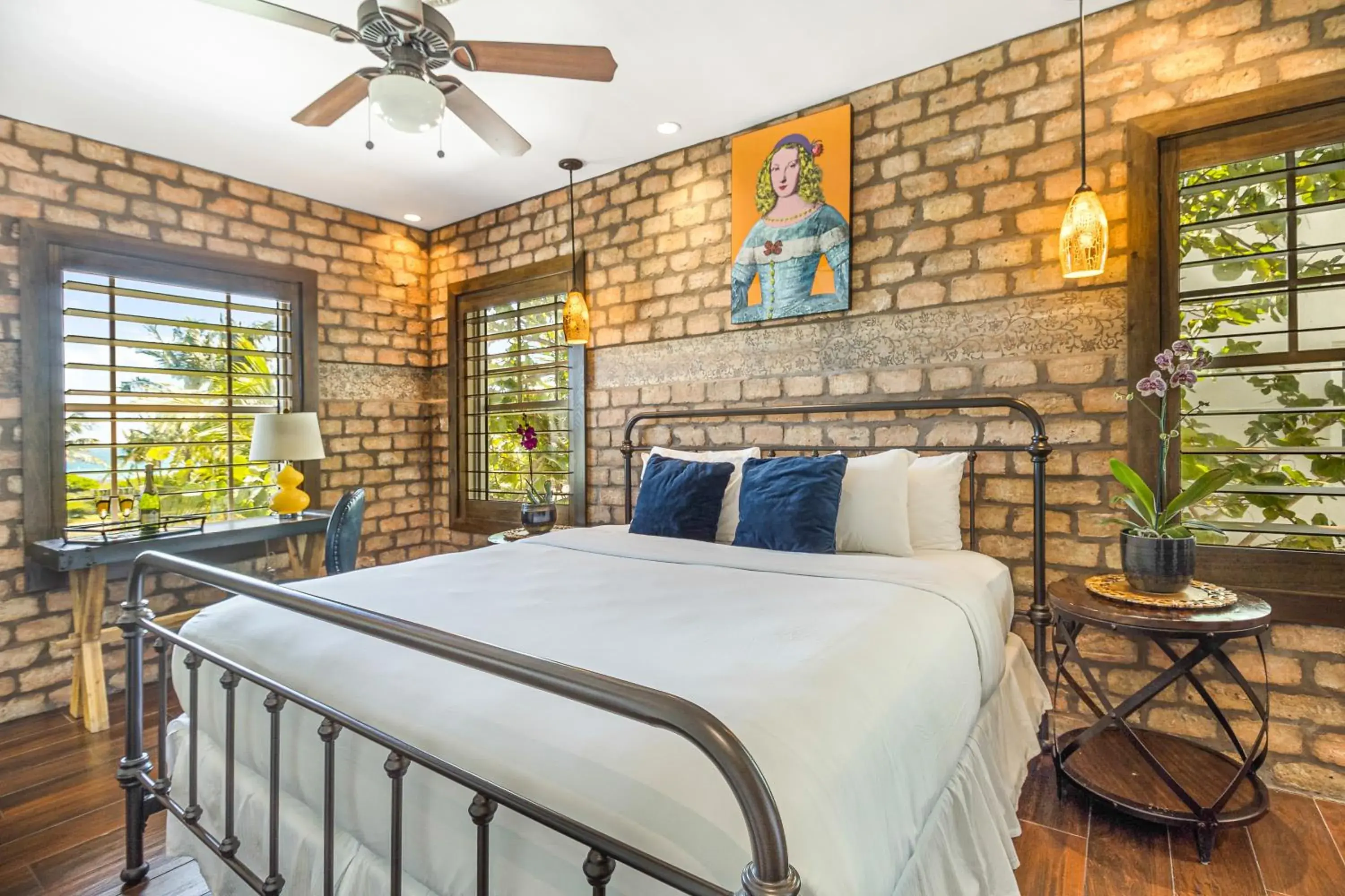 Deluxe King Room with Ocean View in Cavalier South Beach Hotel Deluxe King Room with Ocean View in Cavalier South Beach Hotel