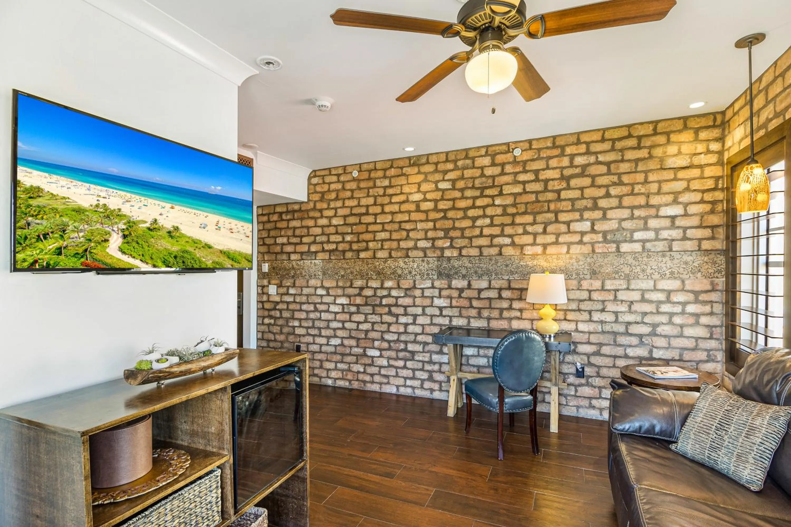 Living room in Cavalier South Beach Hotel