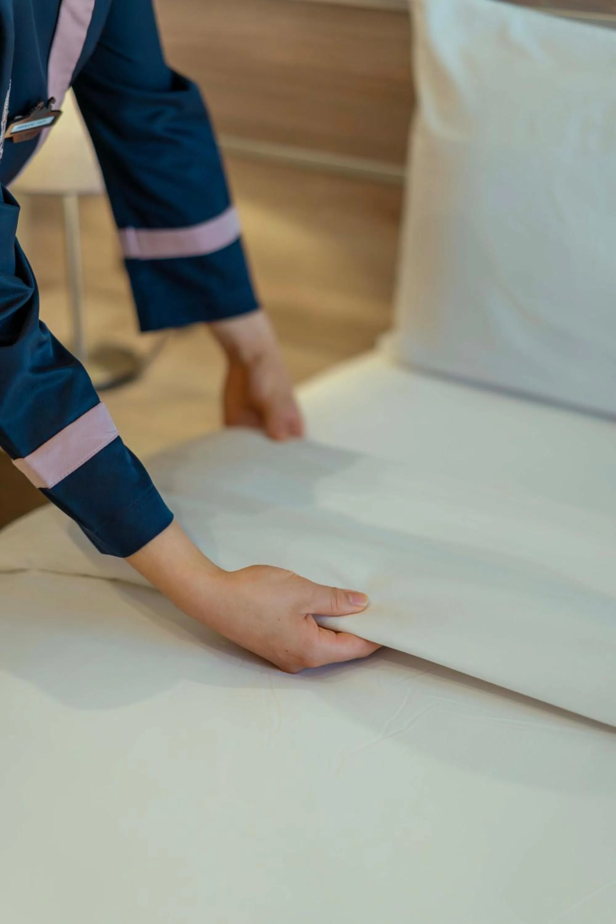 Property building, Bed in Flamant Rose Appart Hotel