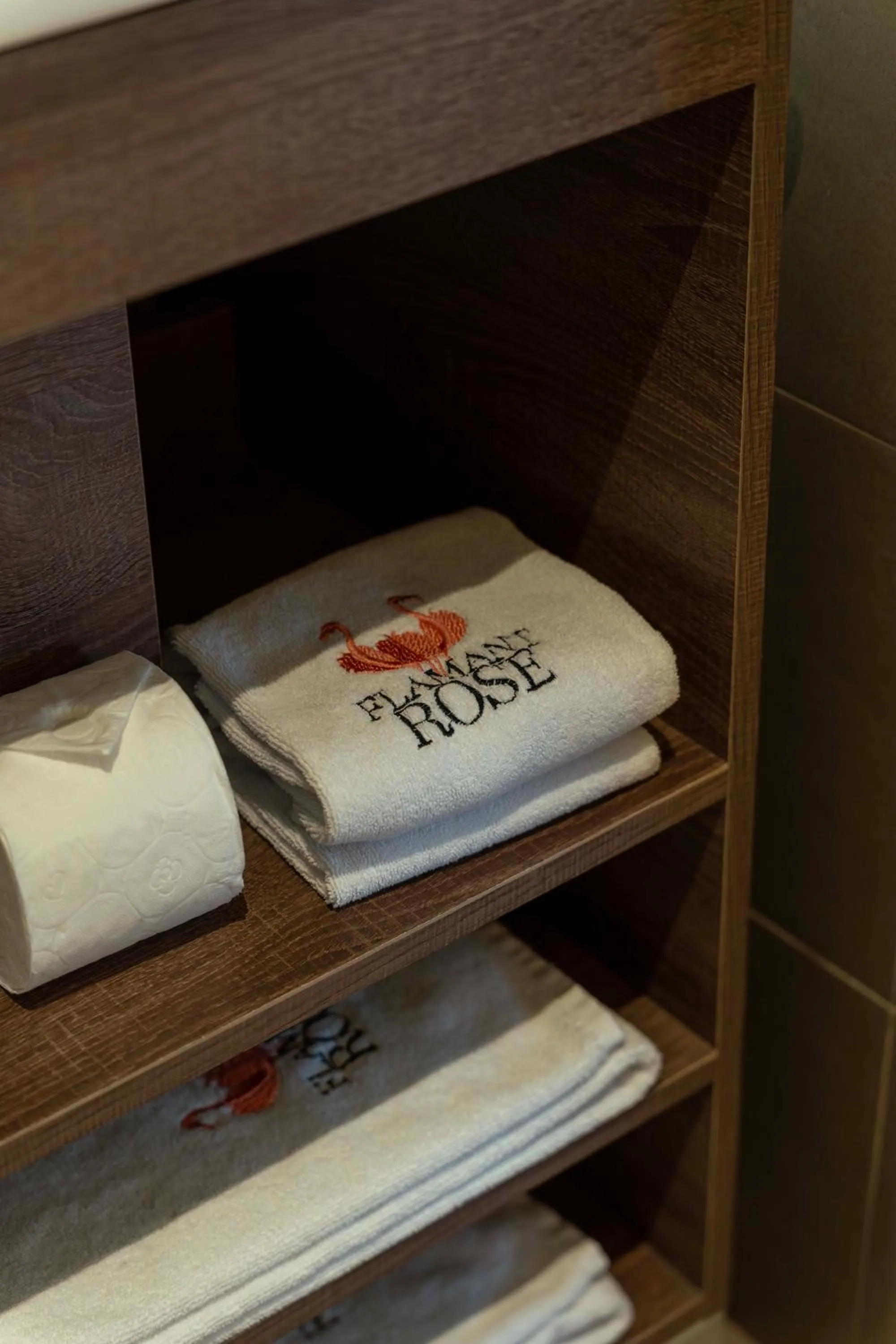 Toilet in Flamant Rose Appart Hotel