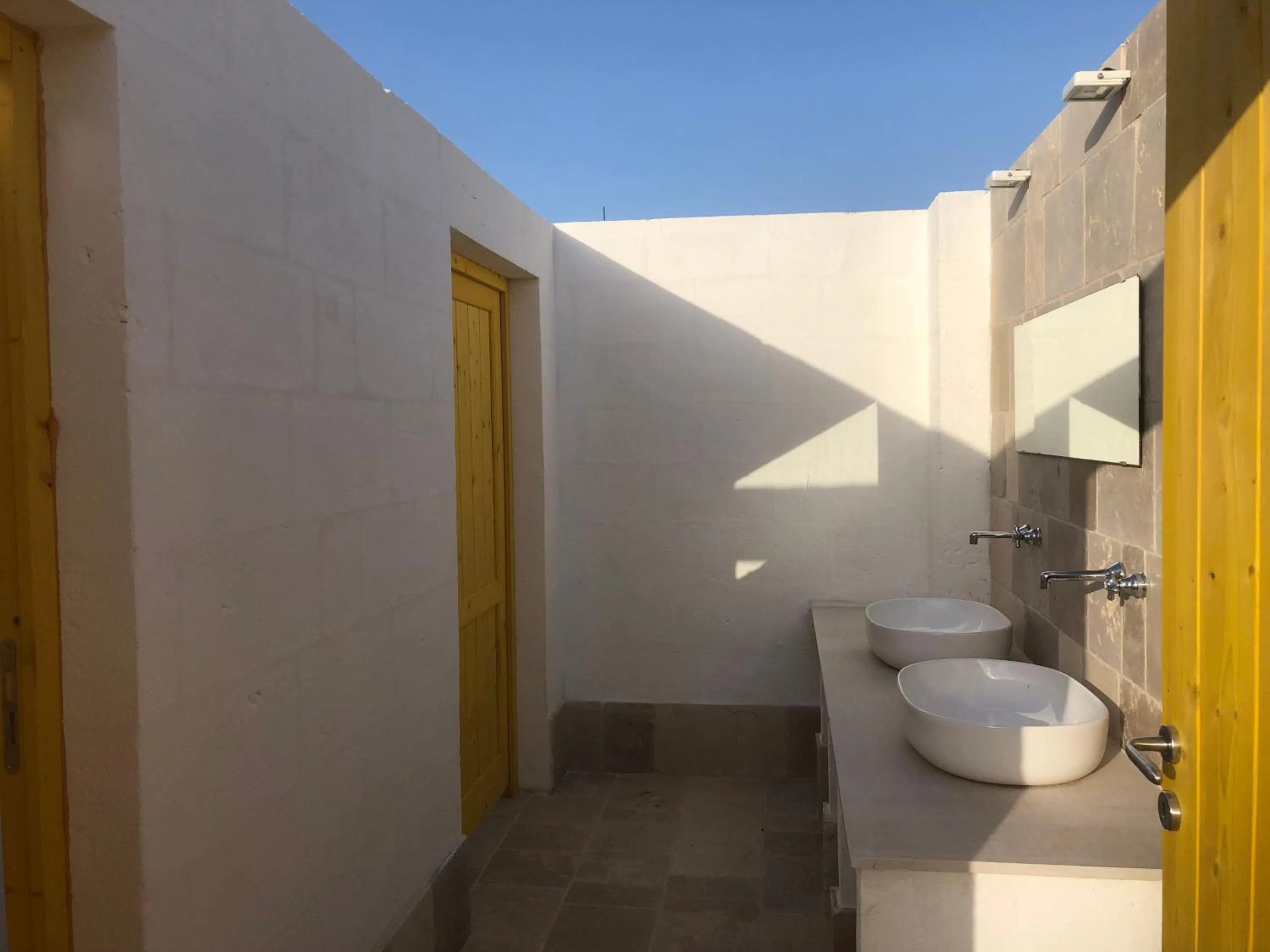 Bathroom in Mazzara Farm