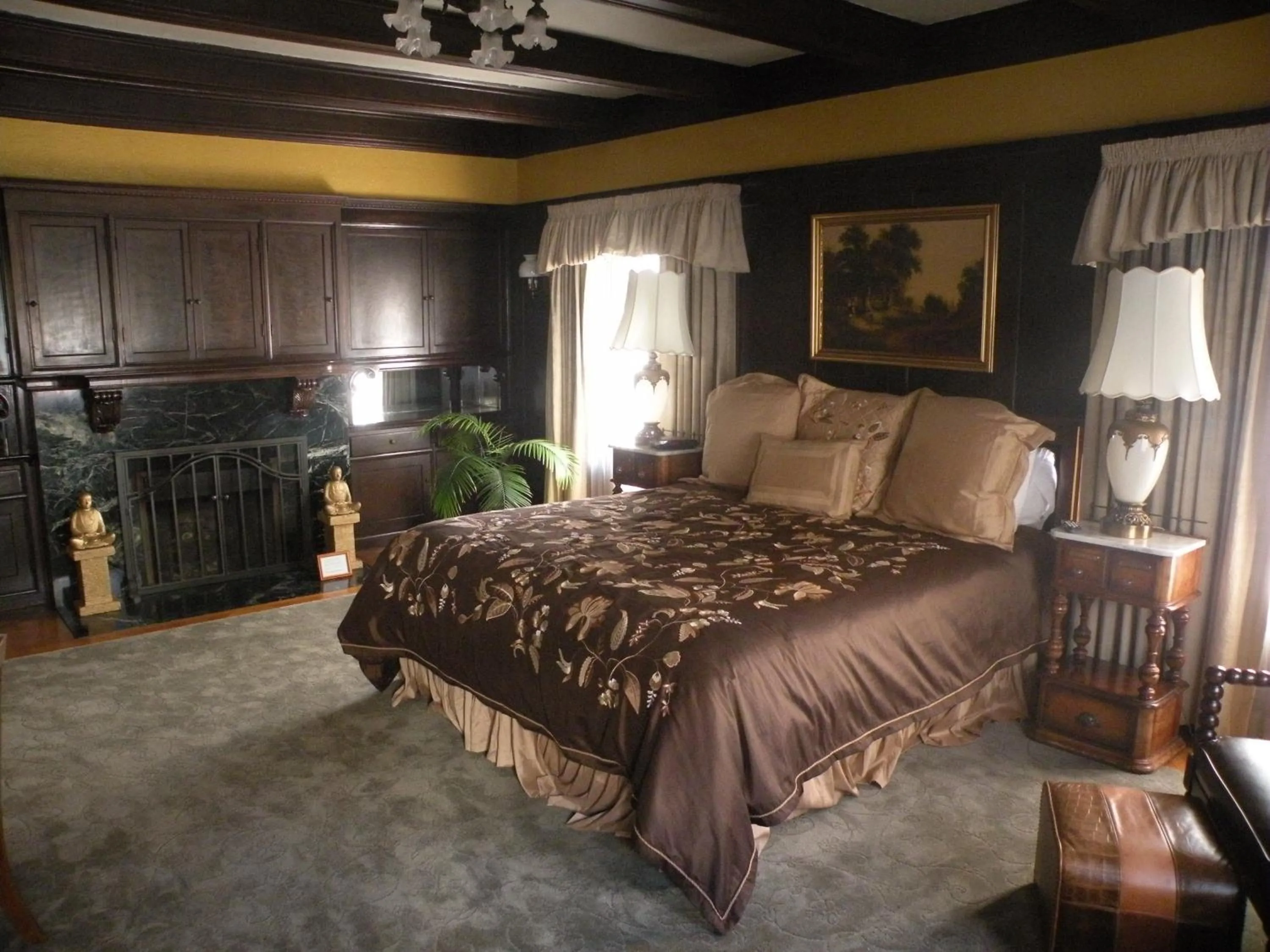 Bed in Jackson Court