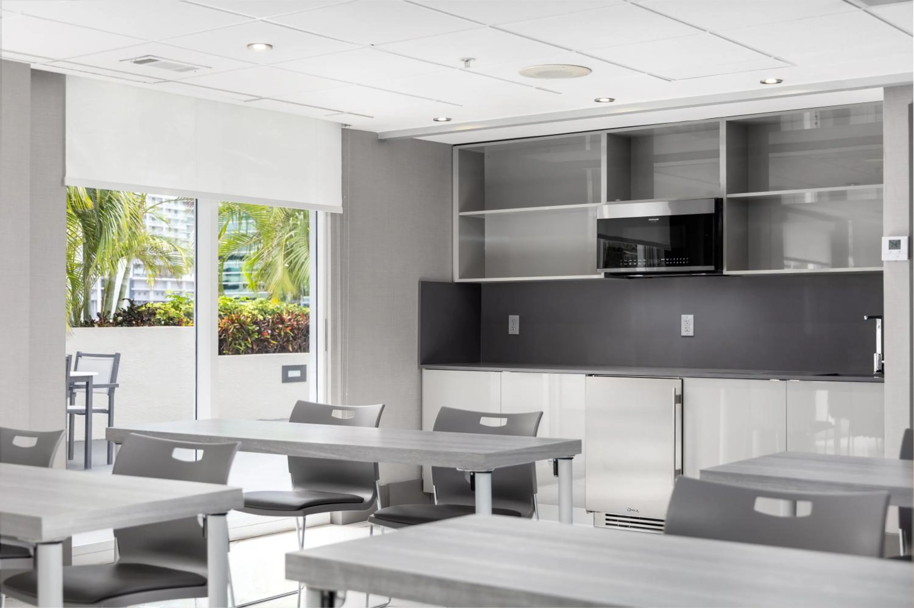 Banquet/Function facilities in Fortune House Hotel Suites