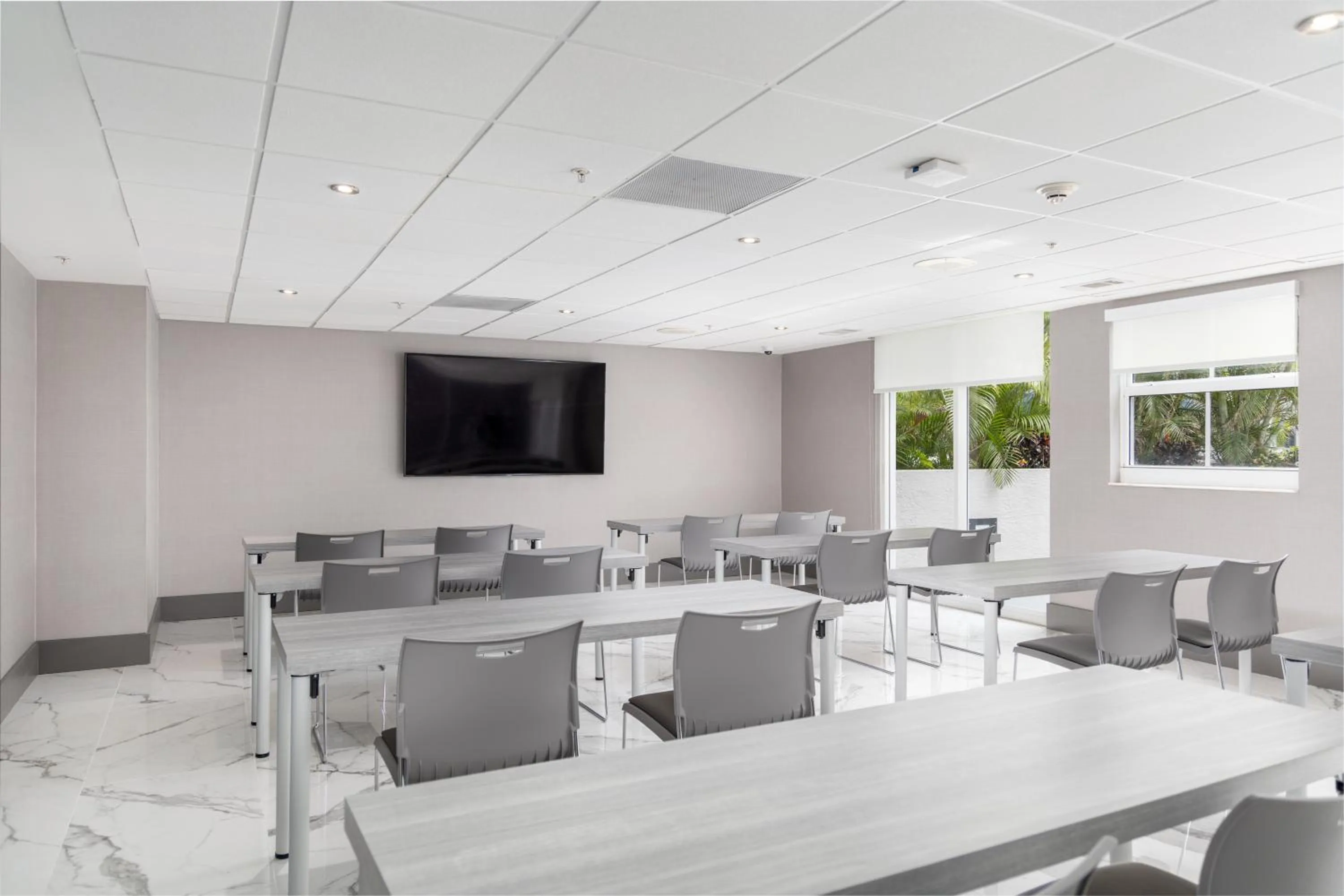 Banquet/Function facilities in Fortune House Hotel Suites