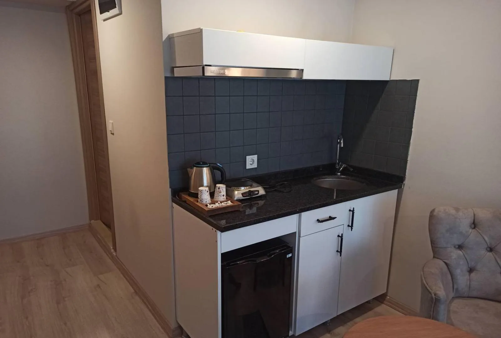 Coffee/tea facilities in Cadde Suite Bakırköy