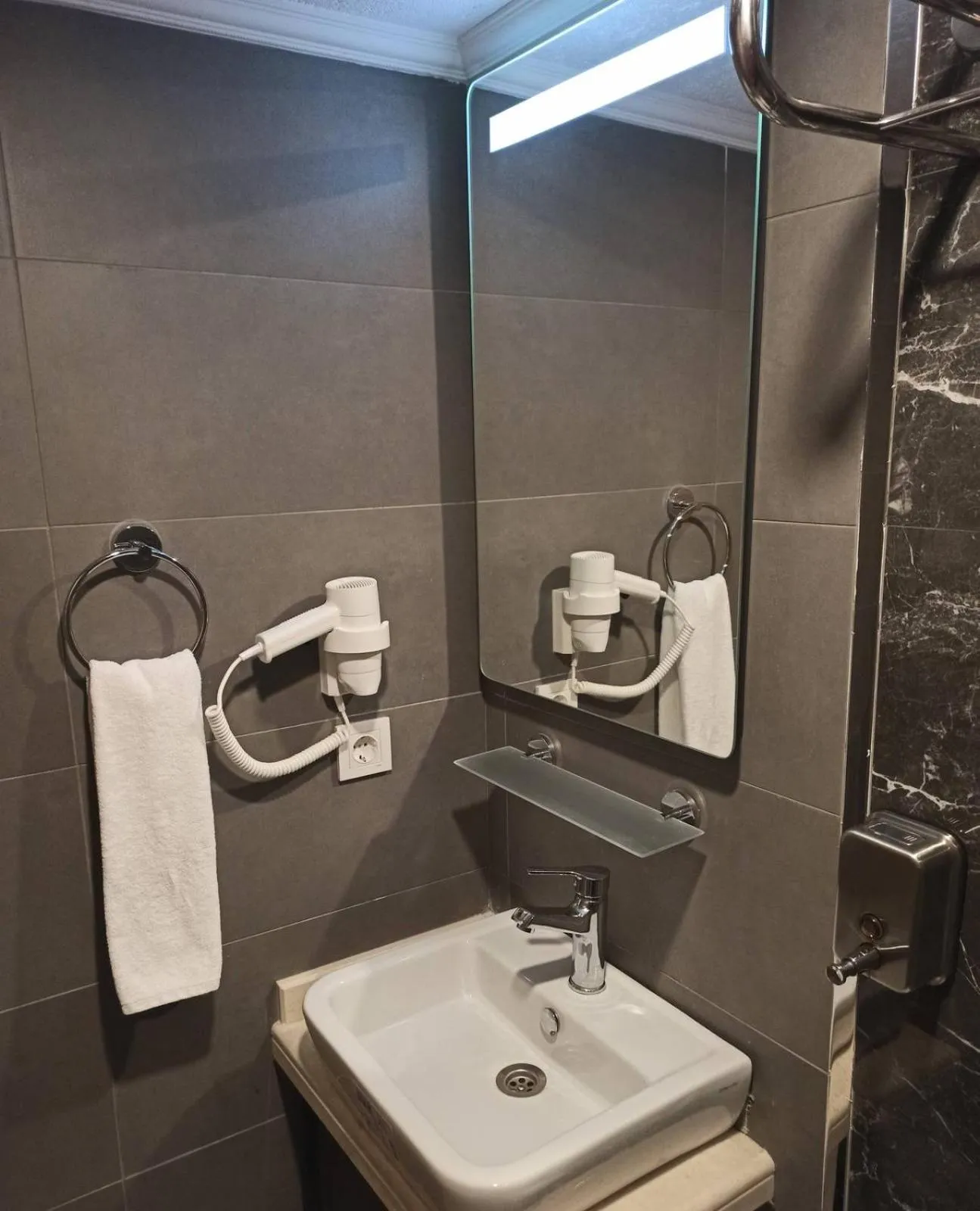 Bathroom in Cadde Suite Bakırköy