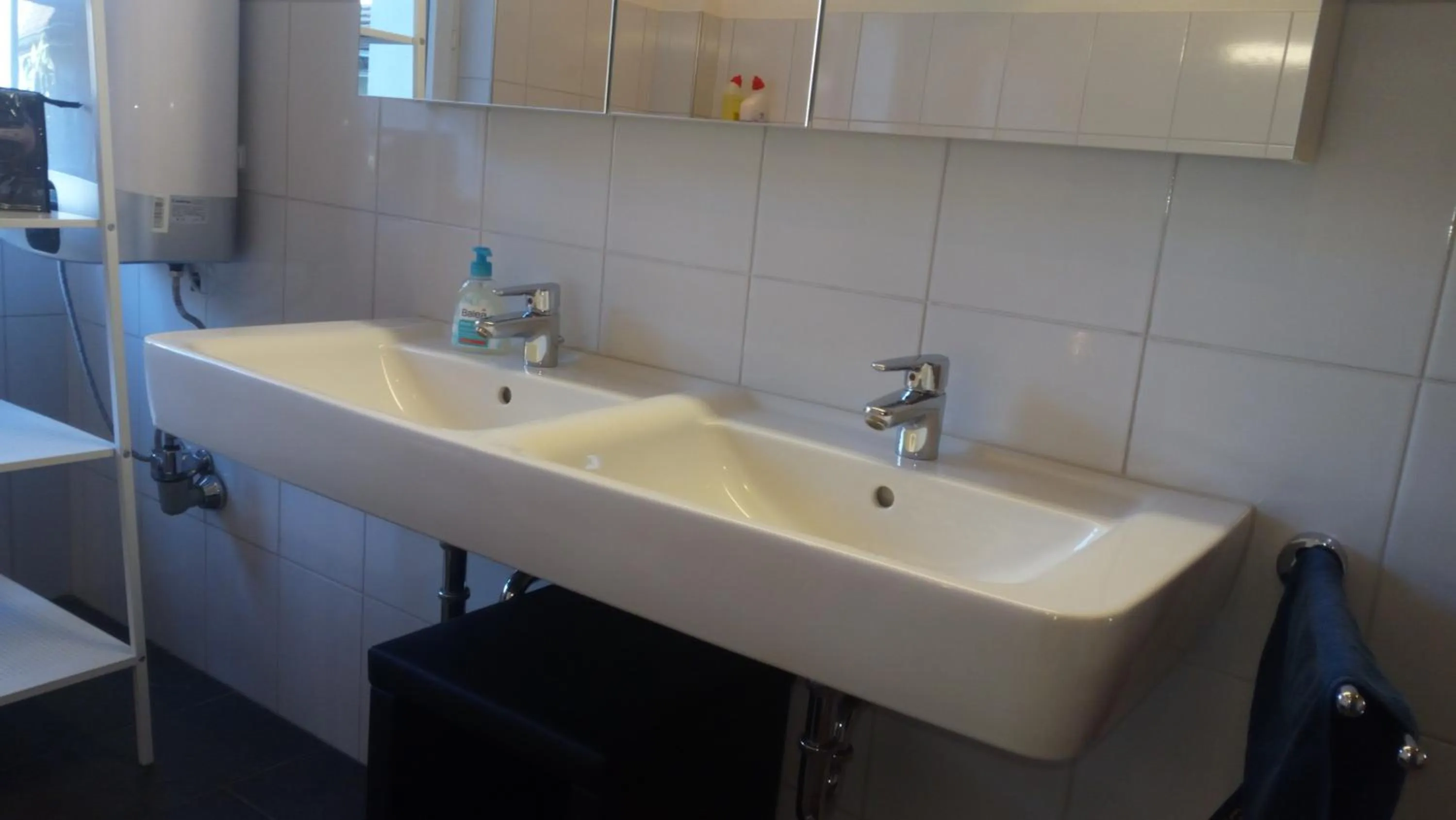 Bathroom in 3 Doppelbett Business Apartment am Bodensee