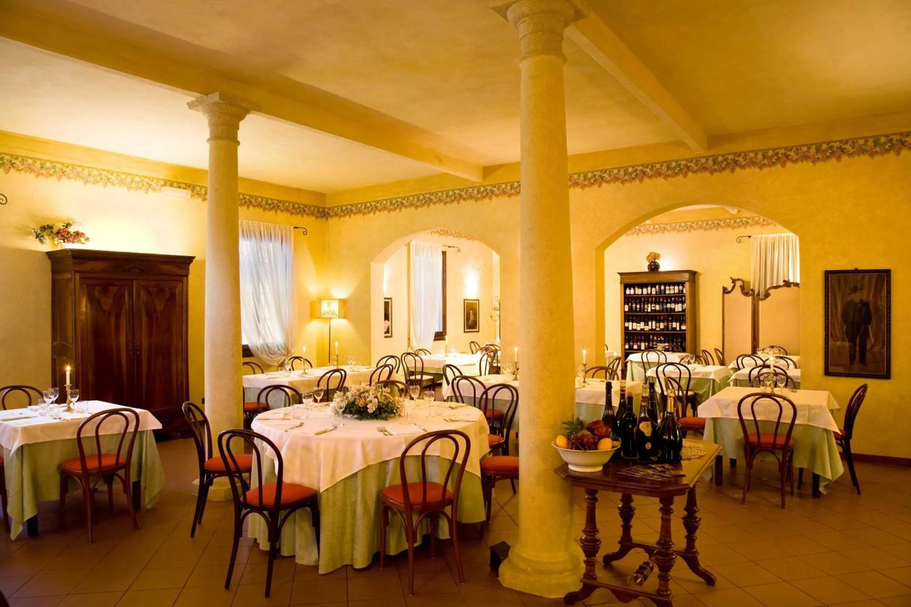 Restaurant/places to eat in Alle Roncole