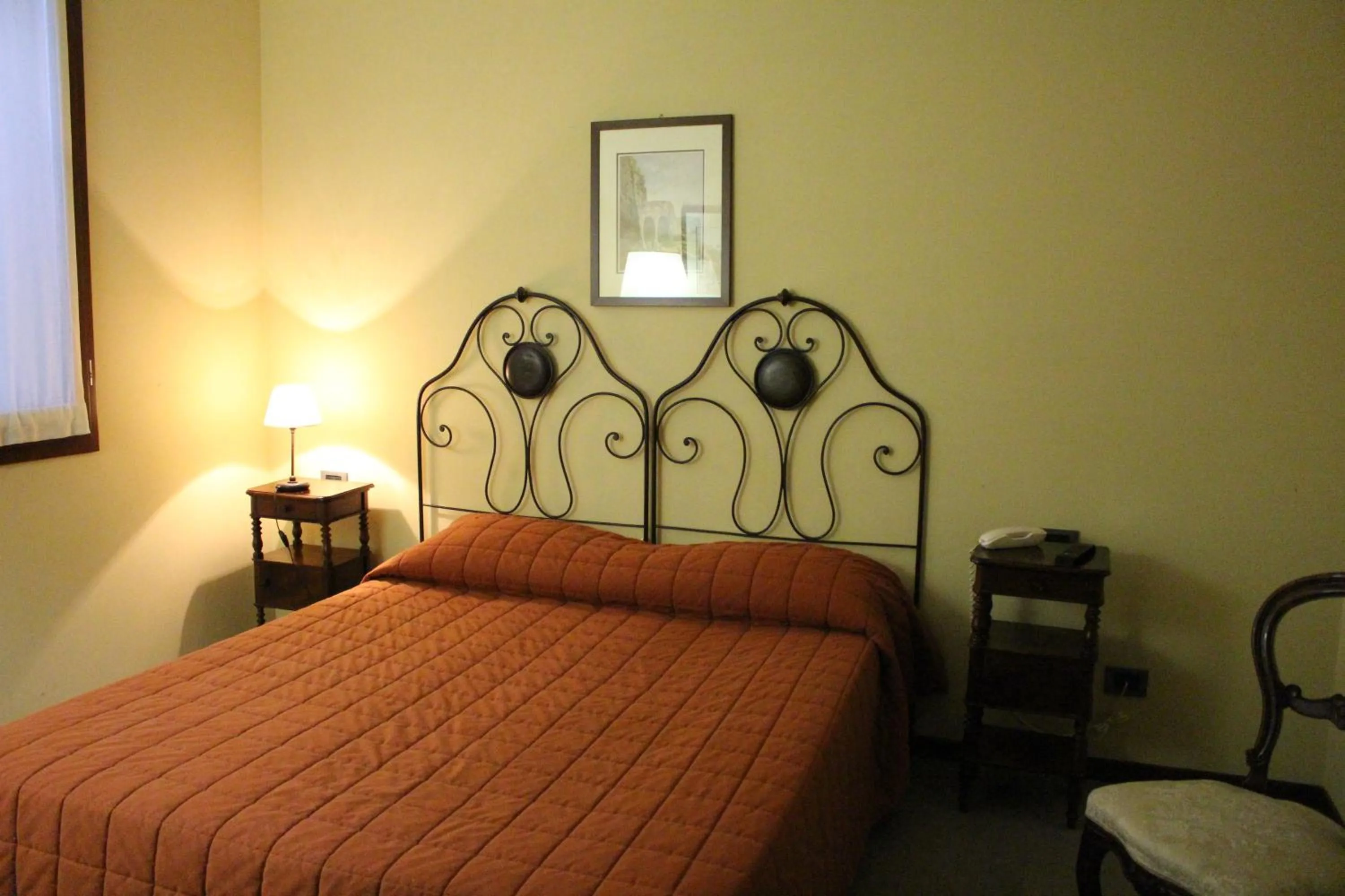 Photo of the whole room, Bed in Alle Roncole