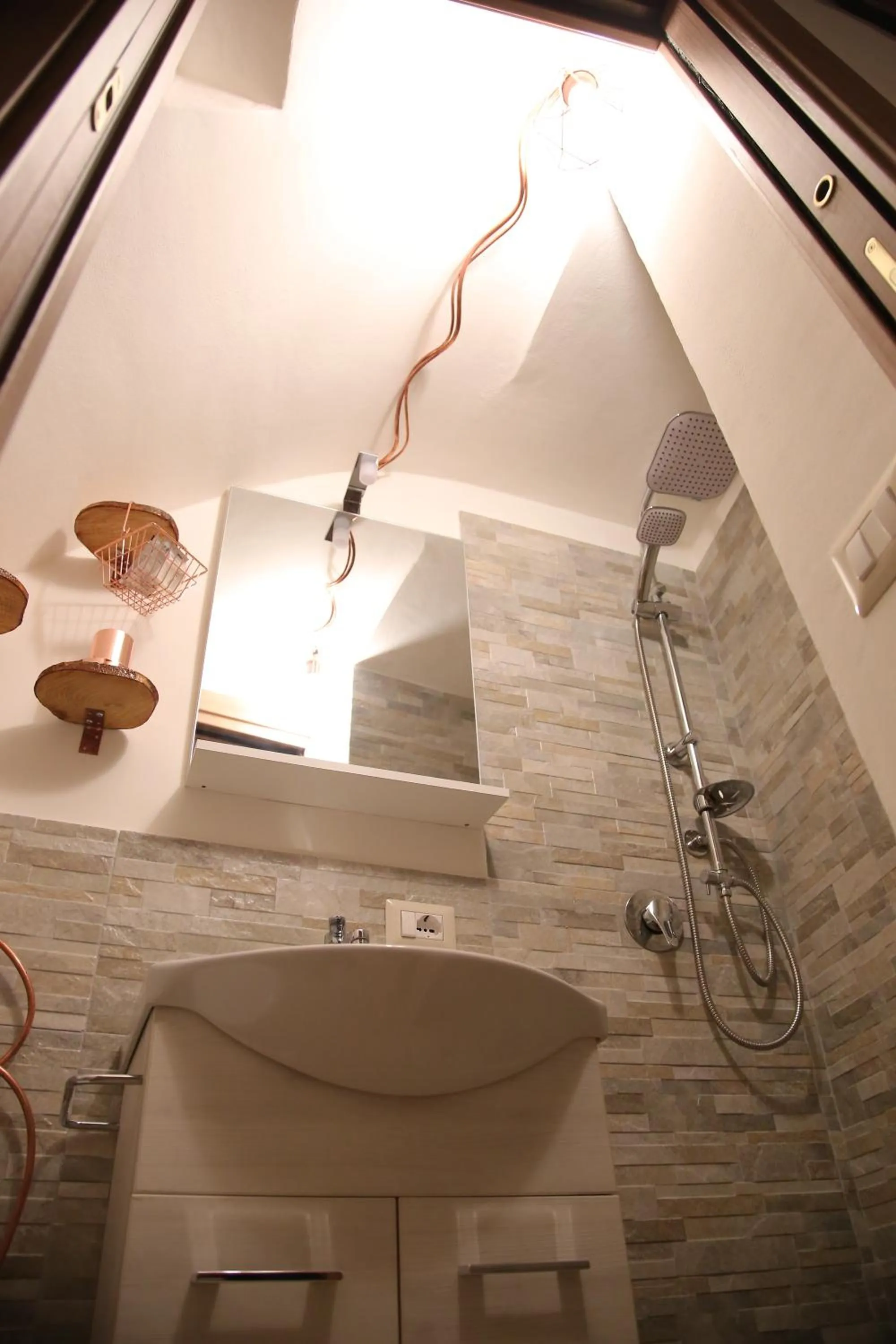 Shower in C'era Una Volta...