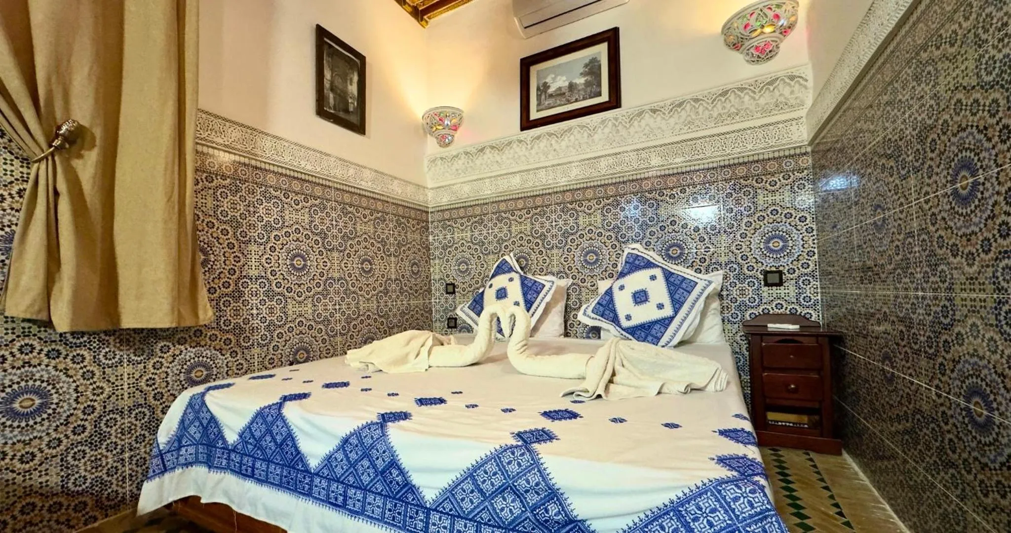 Photo of the whole room, Bed in Riad Le Petit Patrimoine De Fés
